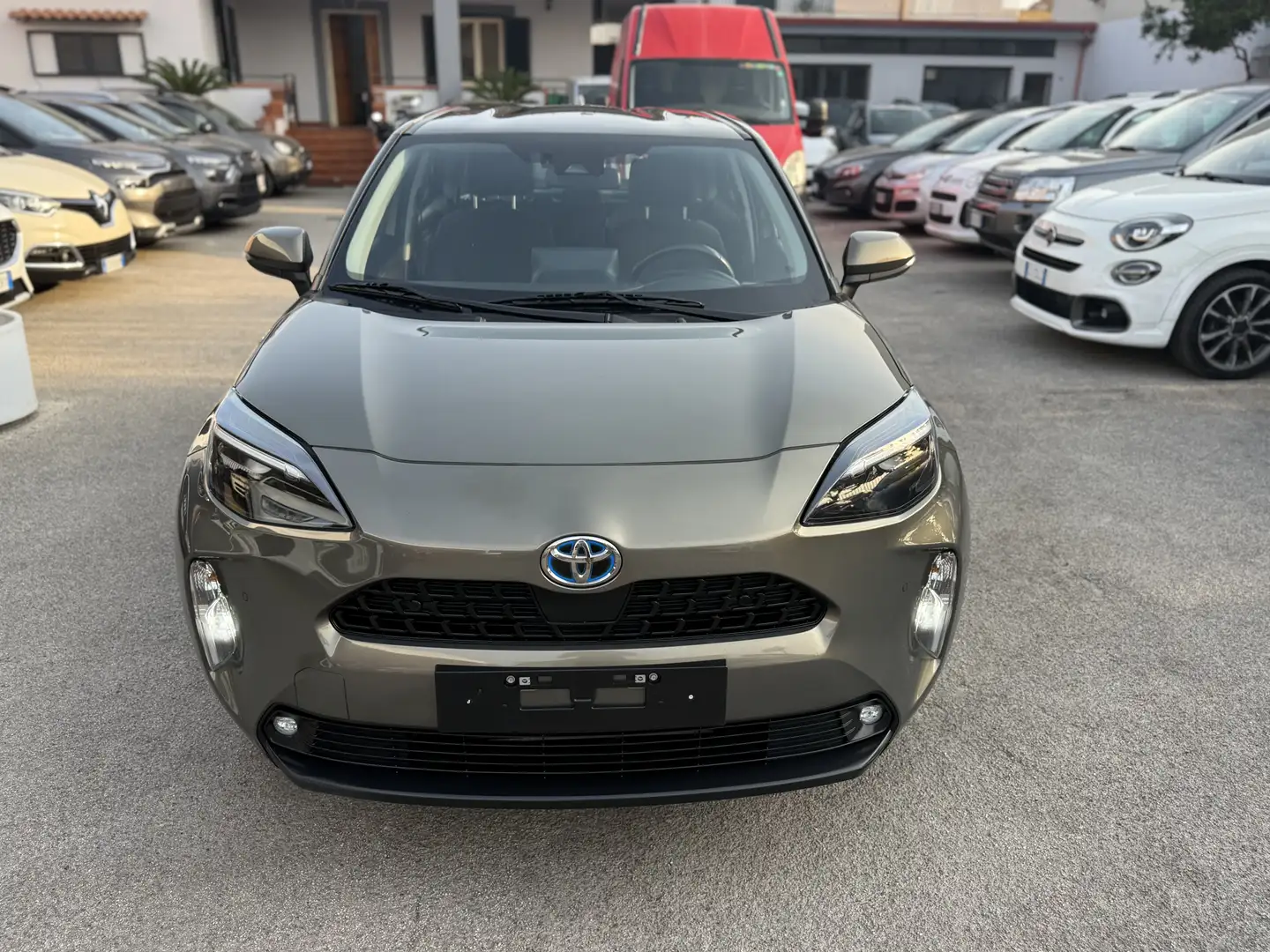 Toyota Yaris Cross Yaris Cross 1.5h Orange Edition fwd 116cv e-cvt Bronzo - 2
