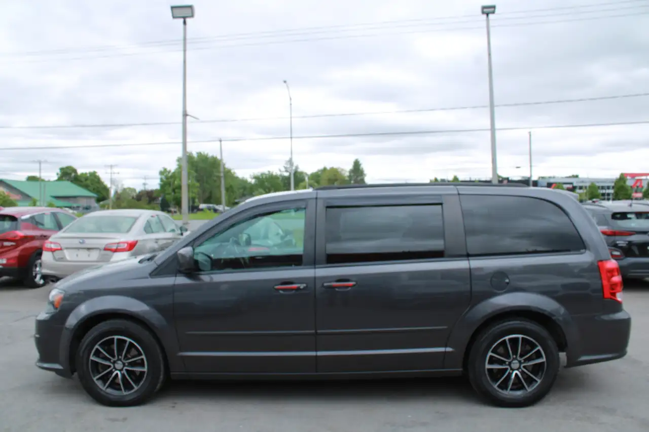 Dodge Grand Caravan photo Dodge Grand Caravan