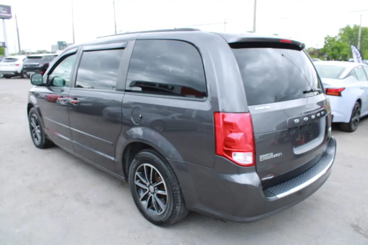 Dodge Grand Caravan photo Dodge Grand Caravan