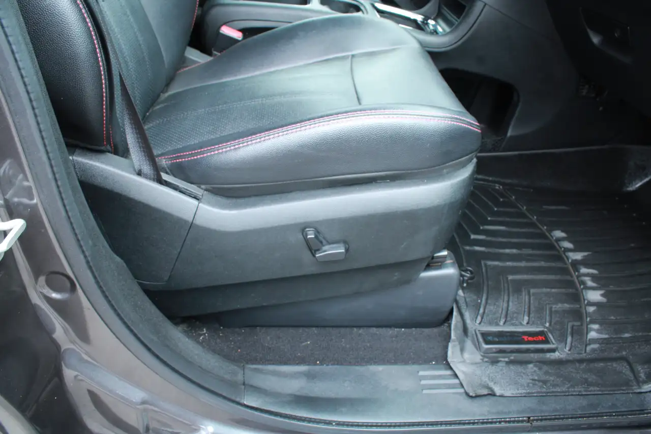 Dodge Grand Caravan photo Dodge Grand Caravan