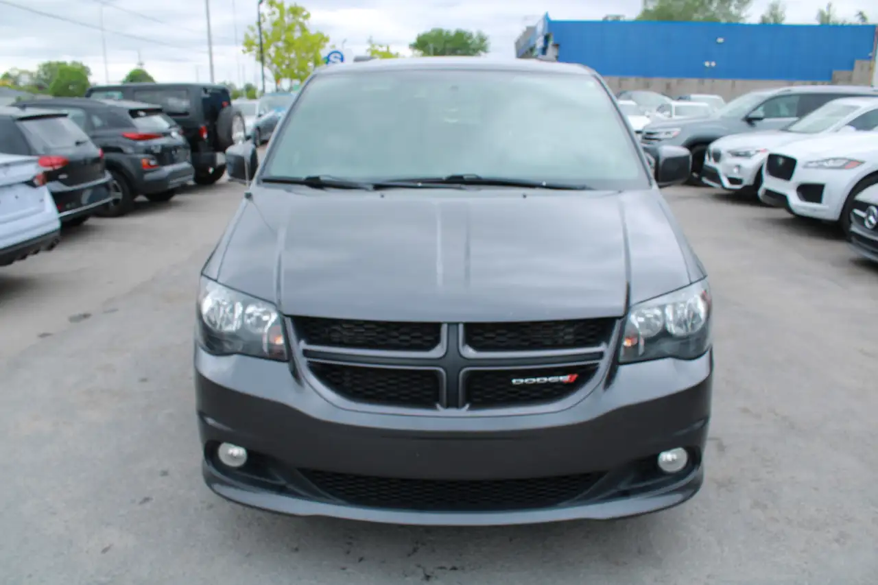 Dodge Grand Caravan photo Dodge Grand Caravan
