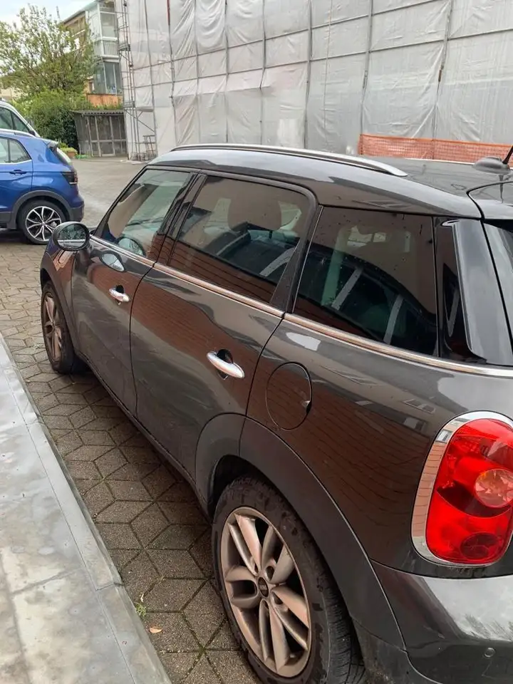 MINI One D Countryman