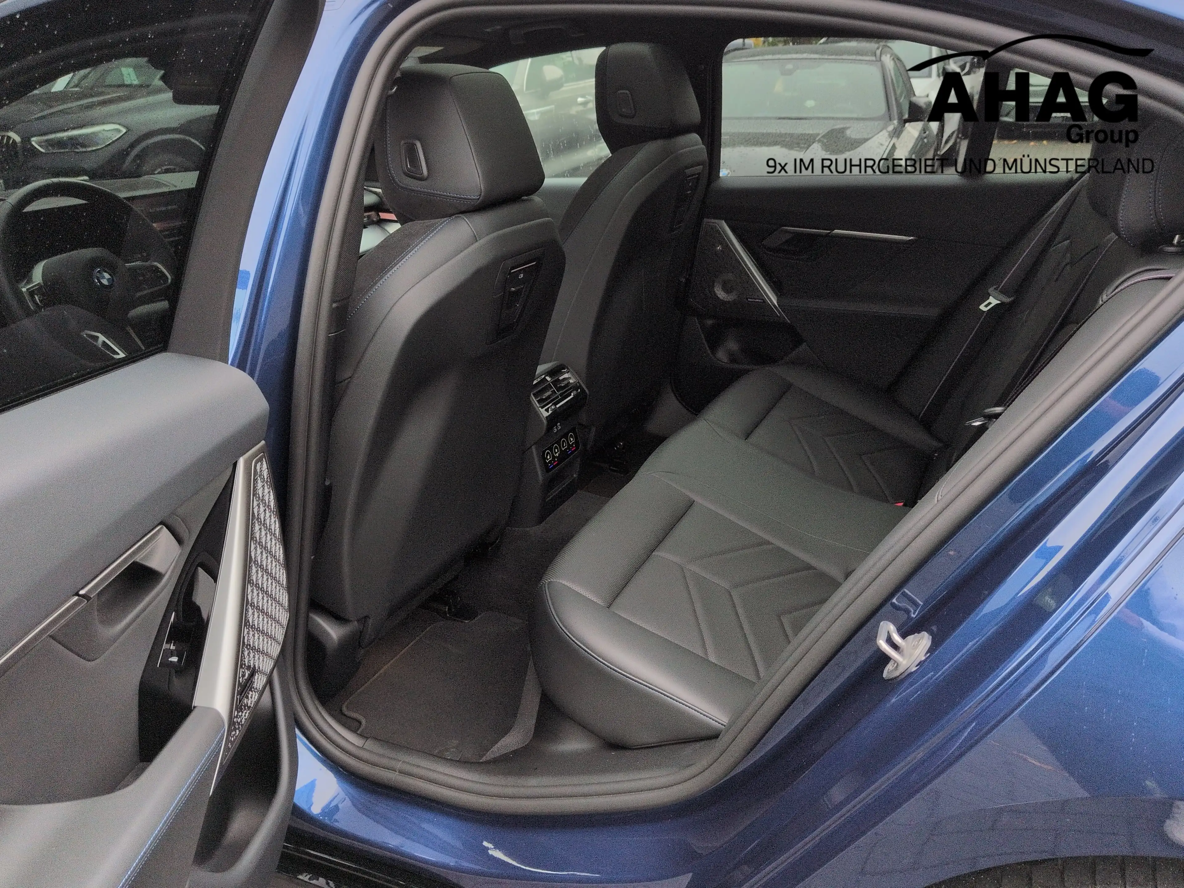 BMW i5 eDrive40 Limousine — photo 13