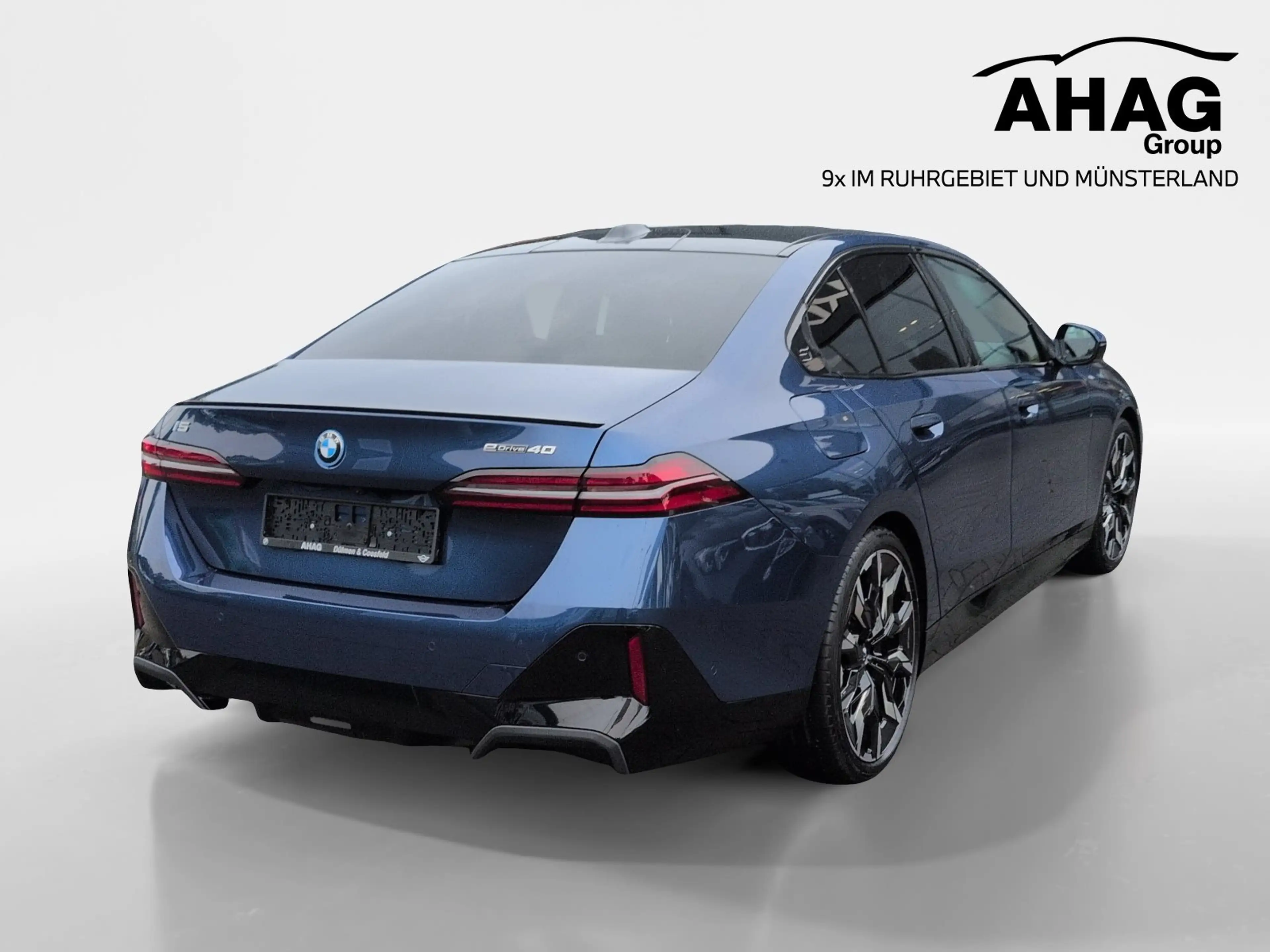 BMW i5 eDrive40 Limousine — photo 4