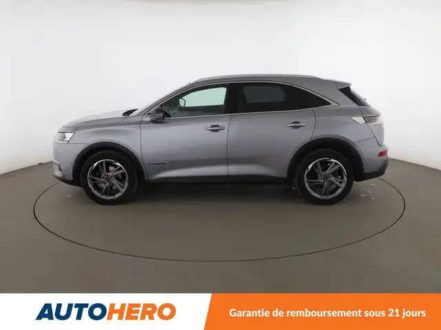 DS Automobiles DS 7 Crossback view 3