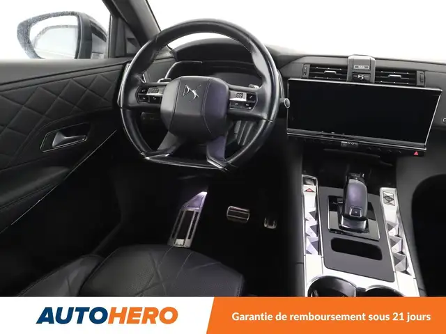 DS Automobiles DS 7 Crossback view 13