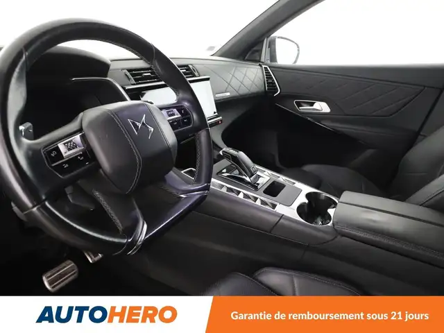 DS Automobiles DS 7 Crossback view 11