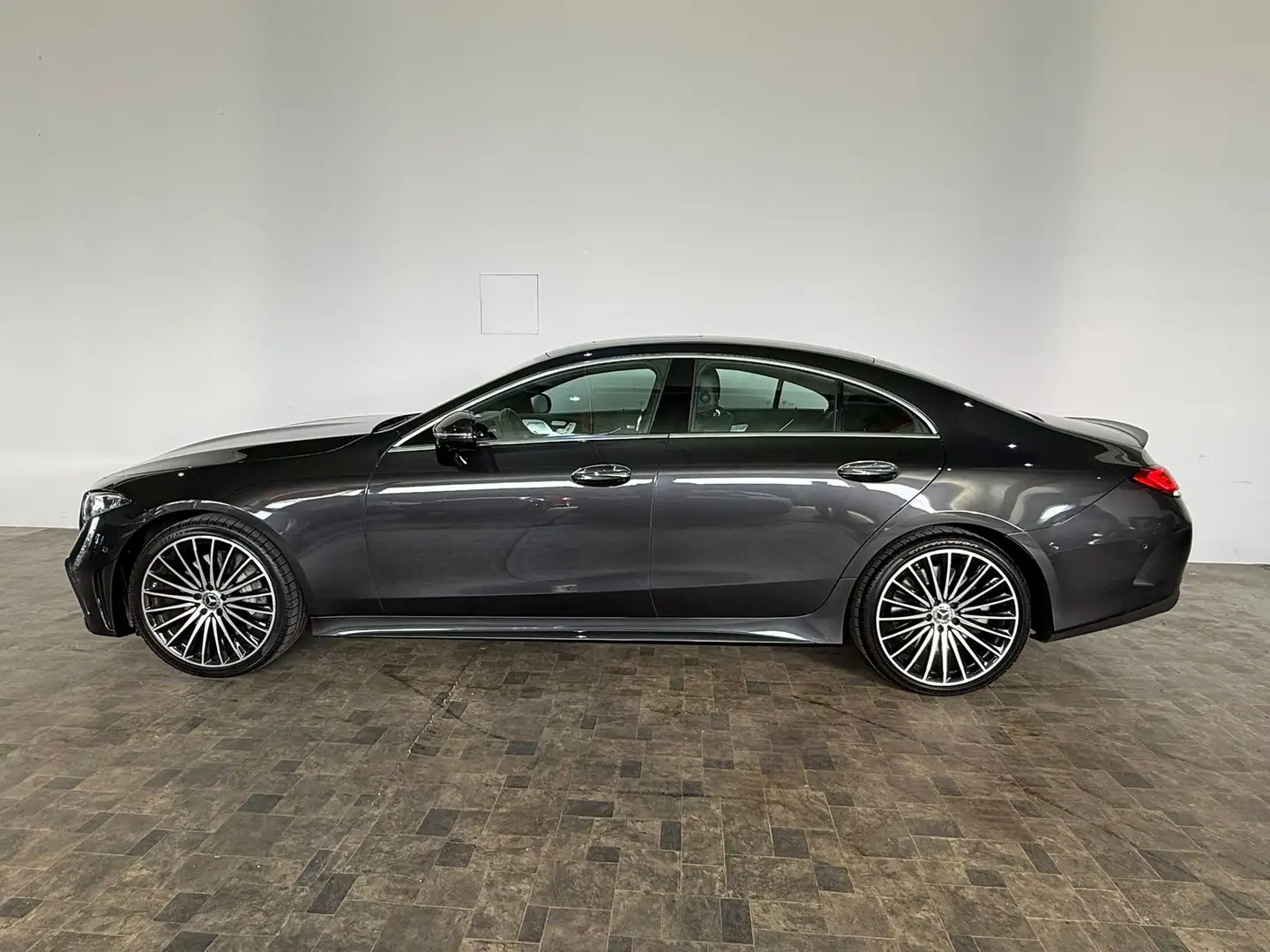 Mercedes-Benz CLS 450 CLS 450 4Matic  AMG Line, ACC, Luft, AHK, LED Gris - 2