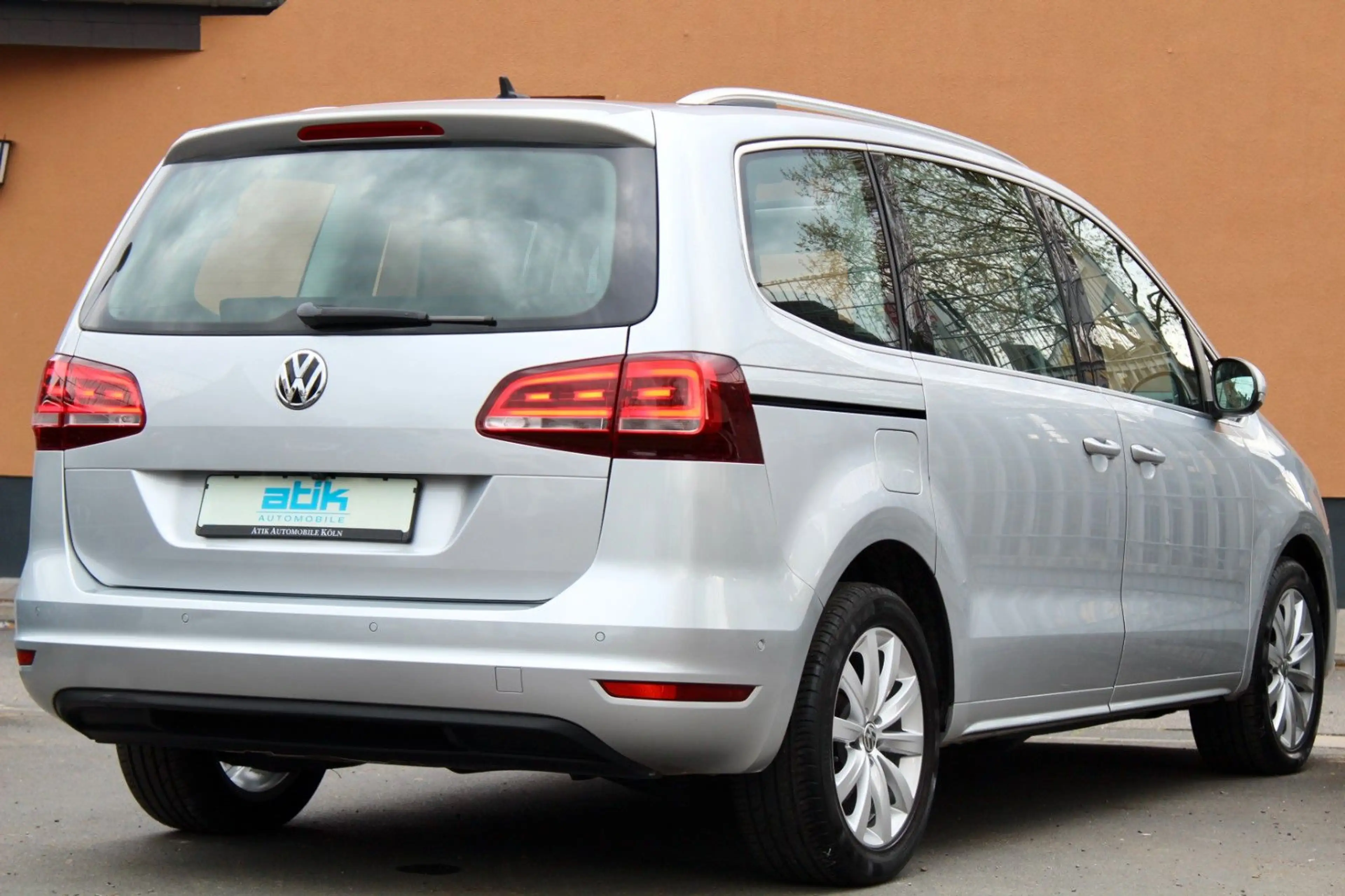 Volkswagen Sharan 4x4 HIGHLINE 1.Hand! 7-SITZE ACC KAM PANO — photo 5