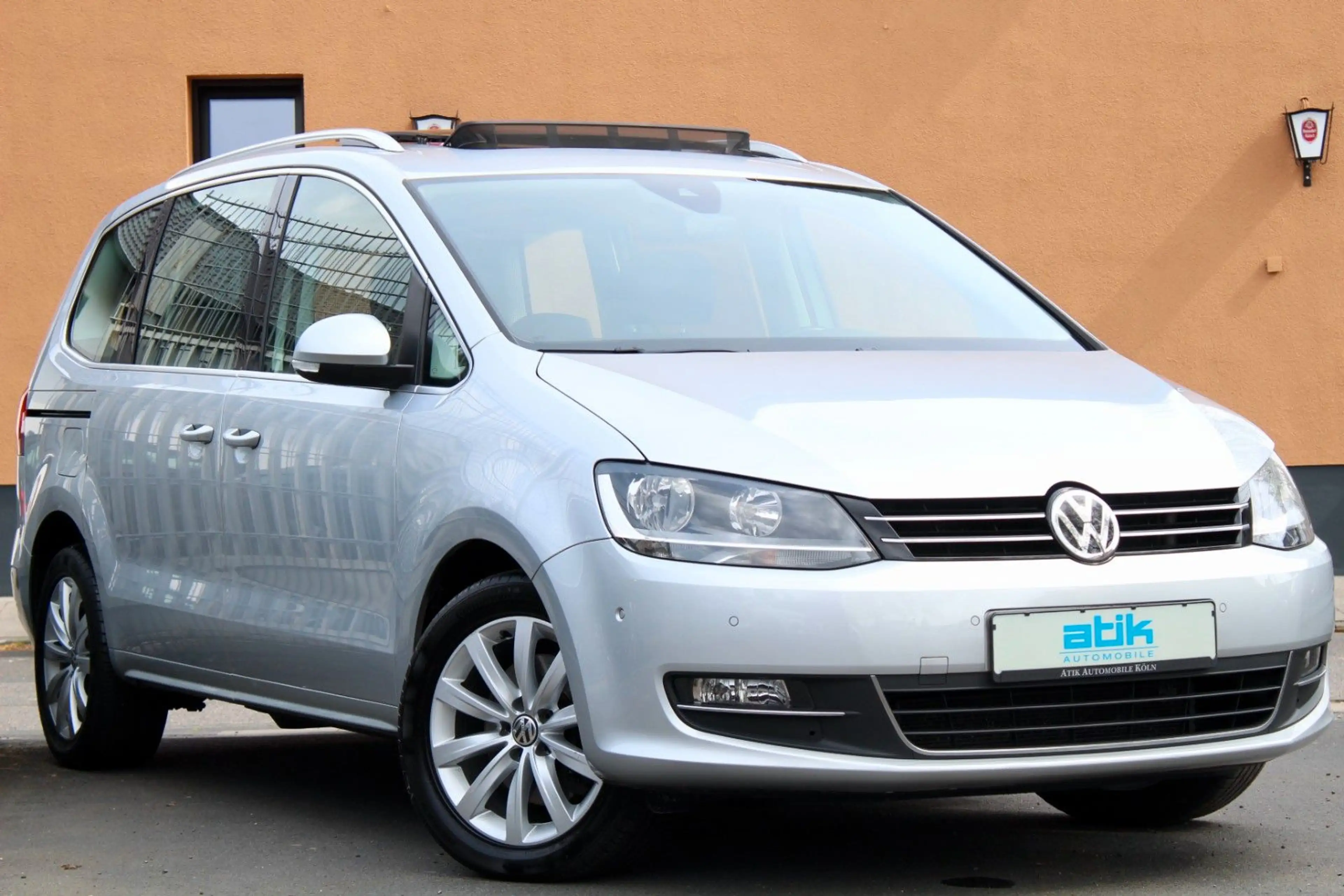 Volkswagen Sharan 4x4 HIGHLINE 1.Hand! 7-SITZE ACC KAM PANO