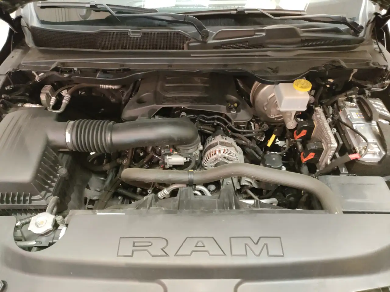 Dodge RAM 2021 — фото 10