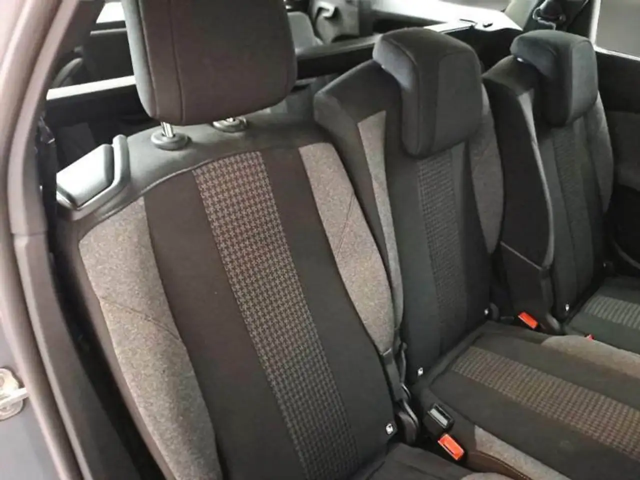 Peugeot 5008 BLUEHDI 130 ACTIVE BUSINESS EAT8 S/S AUT SUV, миниатюра 11
