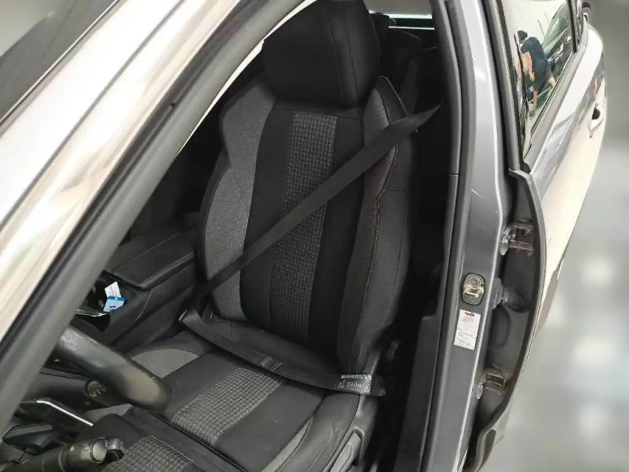 Peugeot 5008 BLUEHDI 130 ACTIVE BUSINESS EAT8 S/S AUT SUV, миниатюра 9
