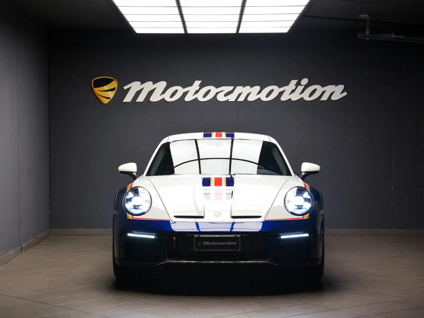 Porsche 992 911 3.0 Dakar | *Rally Design *Approved Bleu - 2