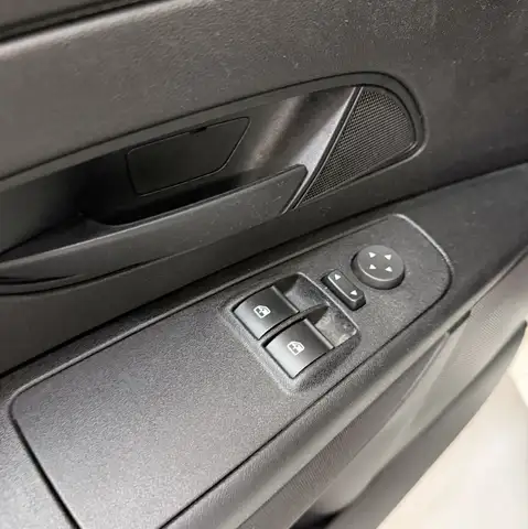 Fiat Grande Punto view 10