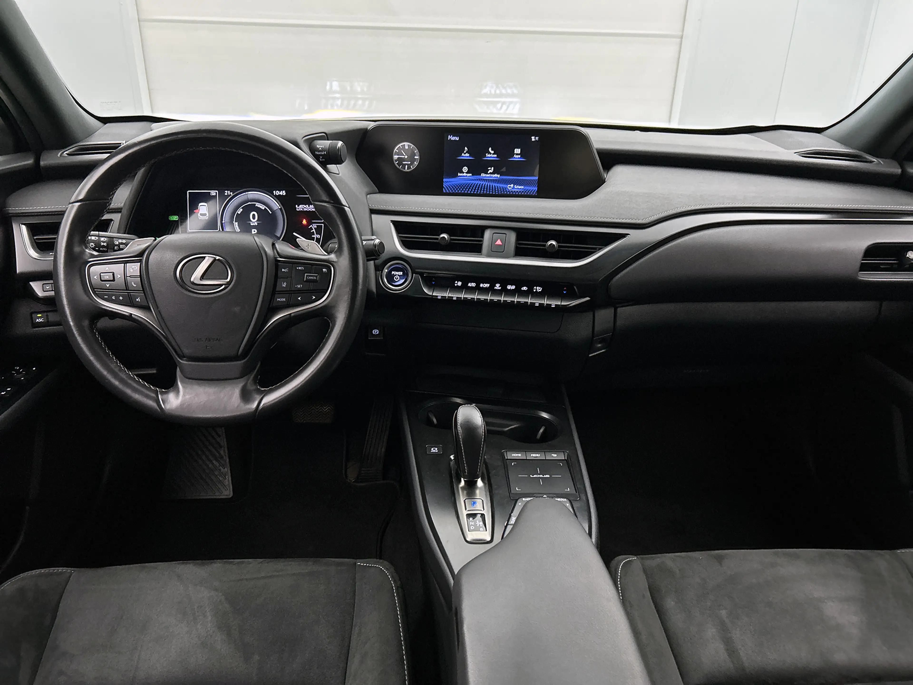 Lexus UX 300e Business 54 kWh | Origineel NL | Full Option | — photo 4