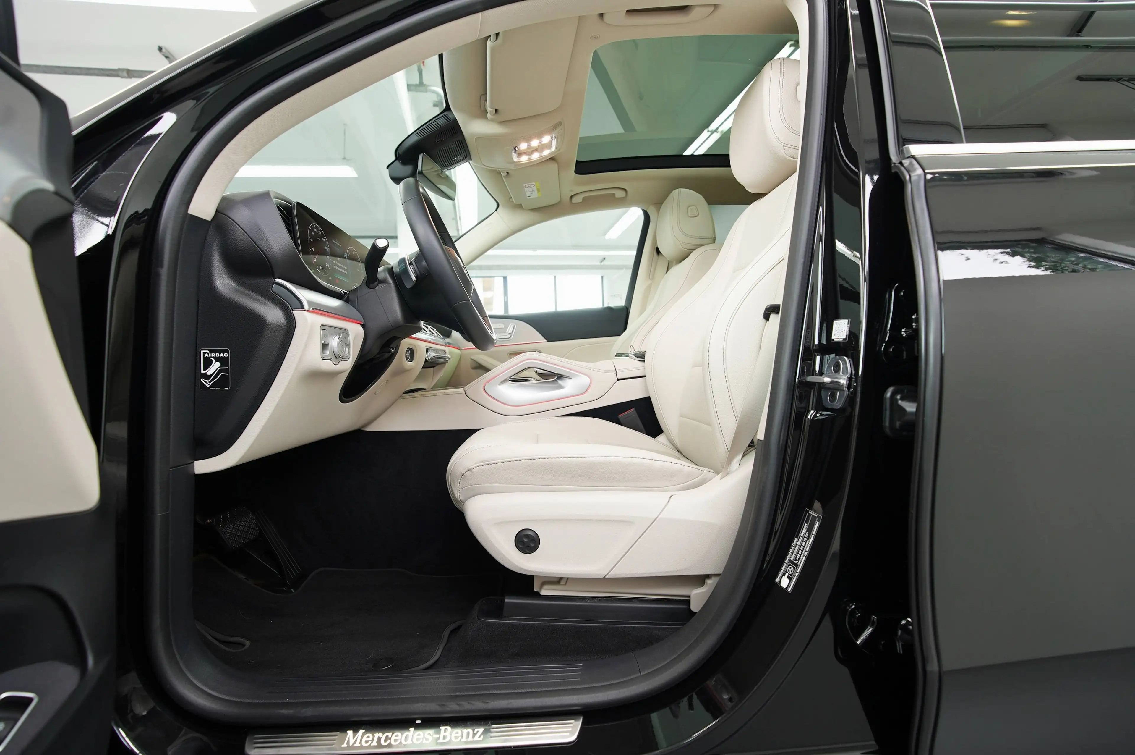 Mercedes-Benz GLE 350 GLE 350 de 4Matic  PLUG IN HYBRID - PANORAMA - STANDHEIZUNG — photo 16