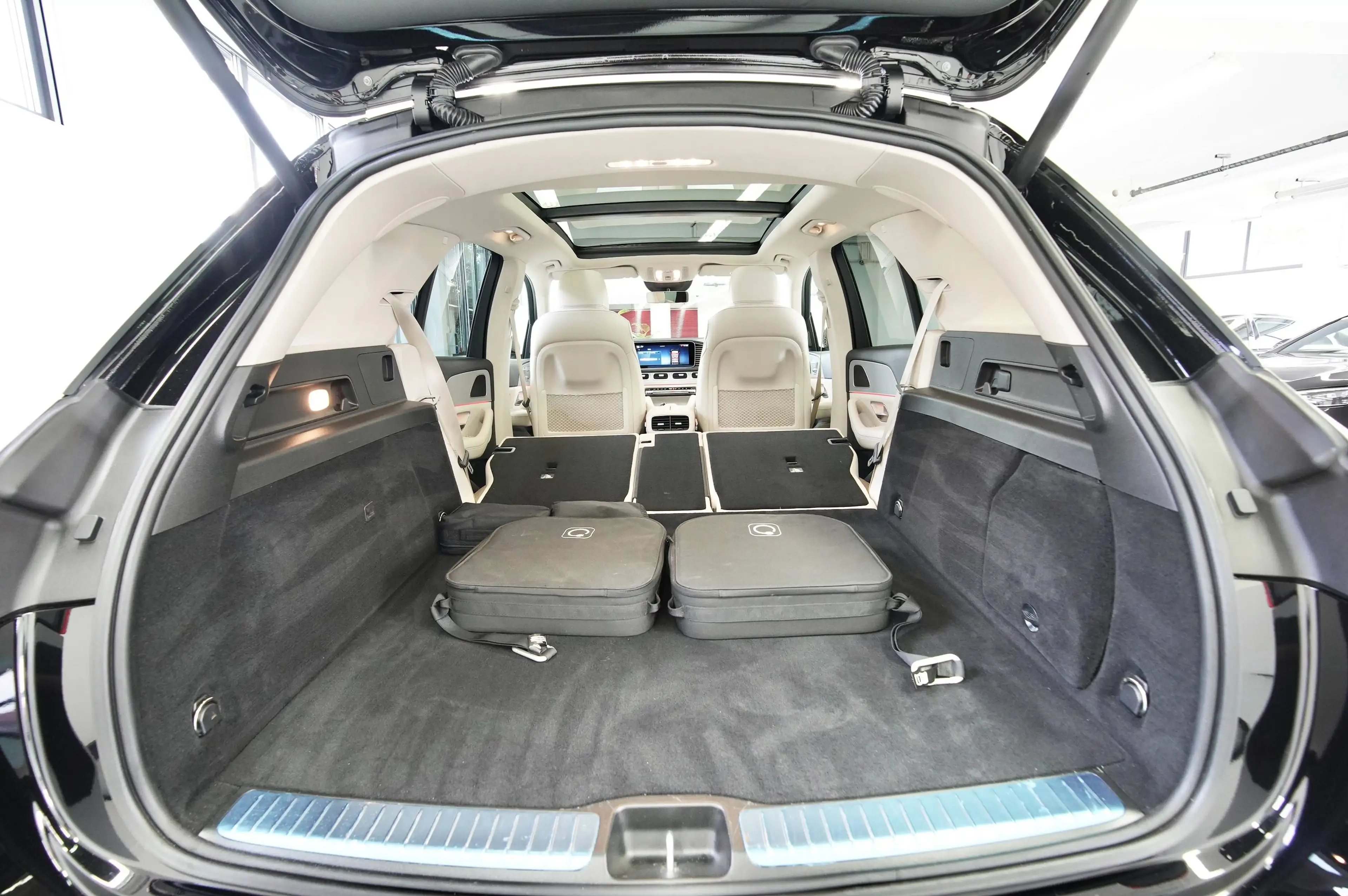 Mercedes-Benz GLE 350 GLE 350 de 4Matic  PLUG IN HYBRID - PANORAMA - STANDHEIZUNG — photo 50