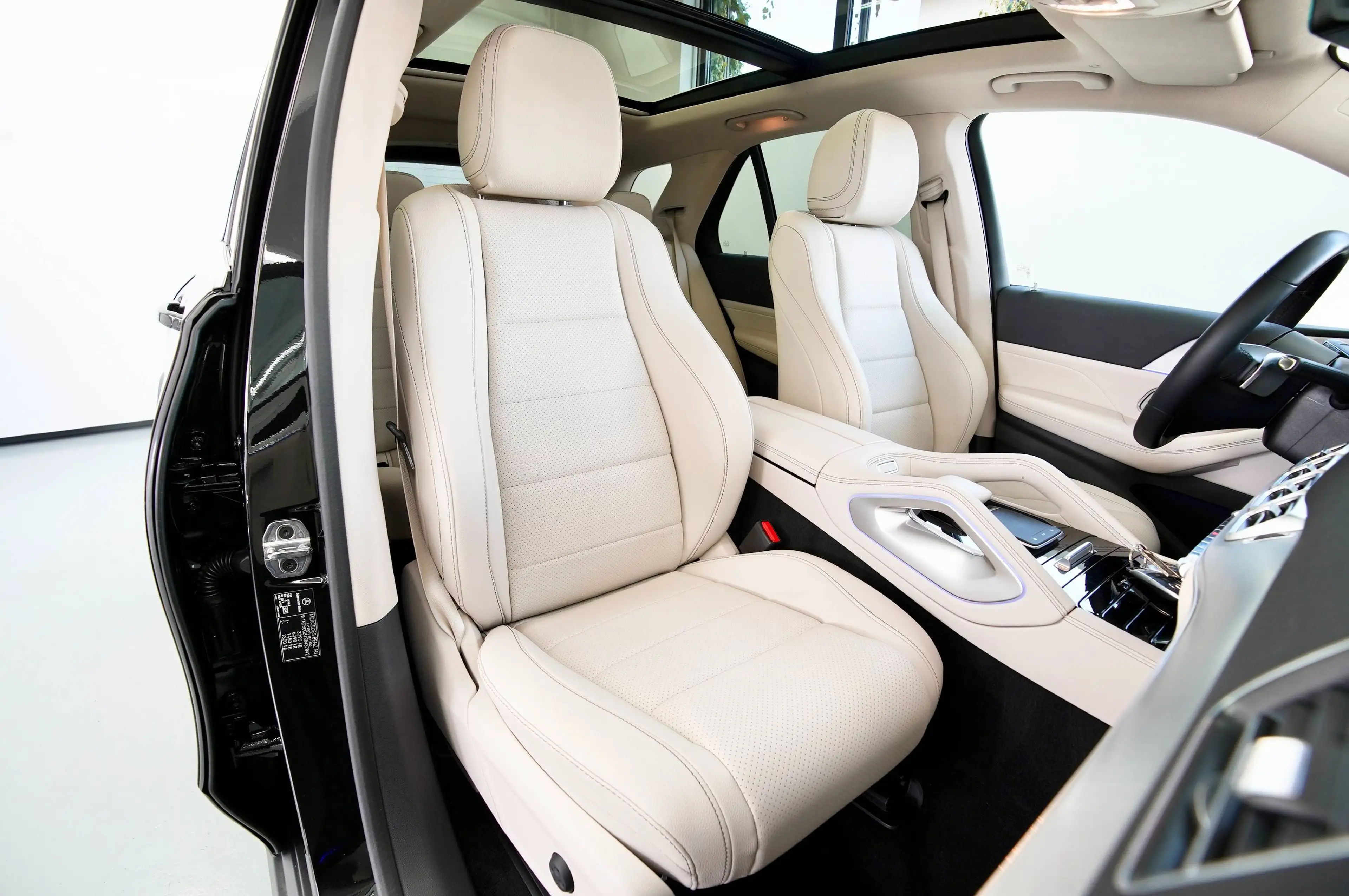 Mercedes-Benz GLE 350 GLE 350 de 4Matic  PLUG IN HYBRID - PANORAMA - STANDHEIZUNG — photo 18