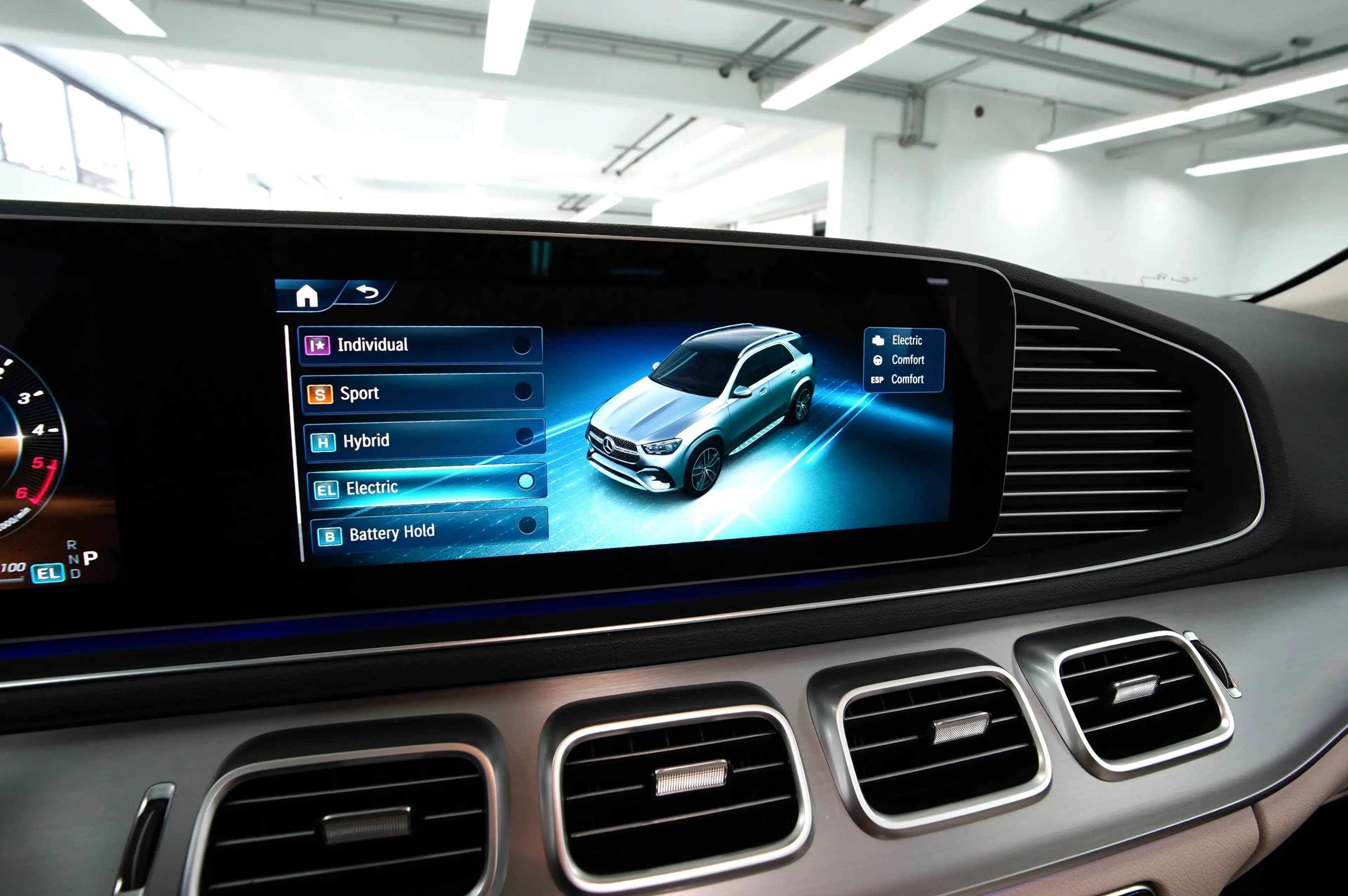 Mercedes-Benz GLE 350 GLE 350 de 4Matic  PLUG IN HYBRID - PANORAMA - STANDHEIZUNG — photo 33