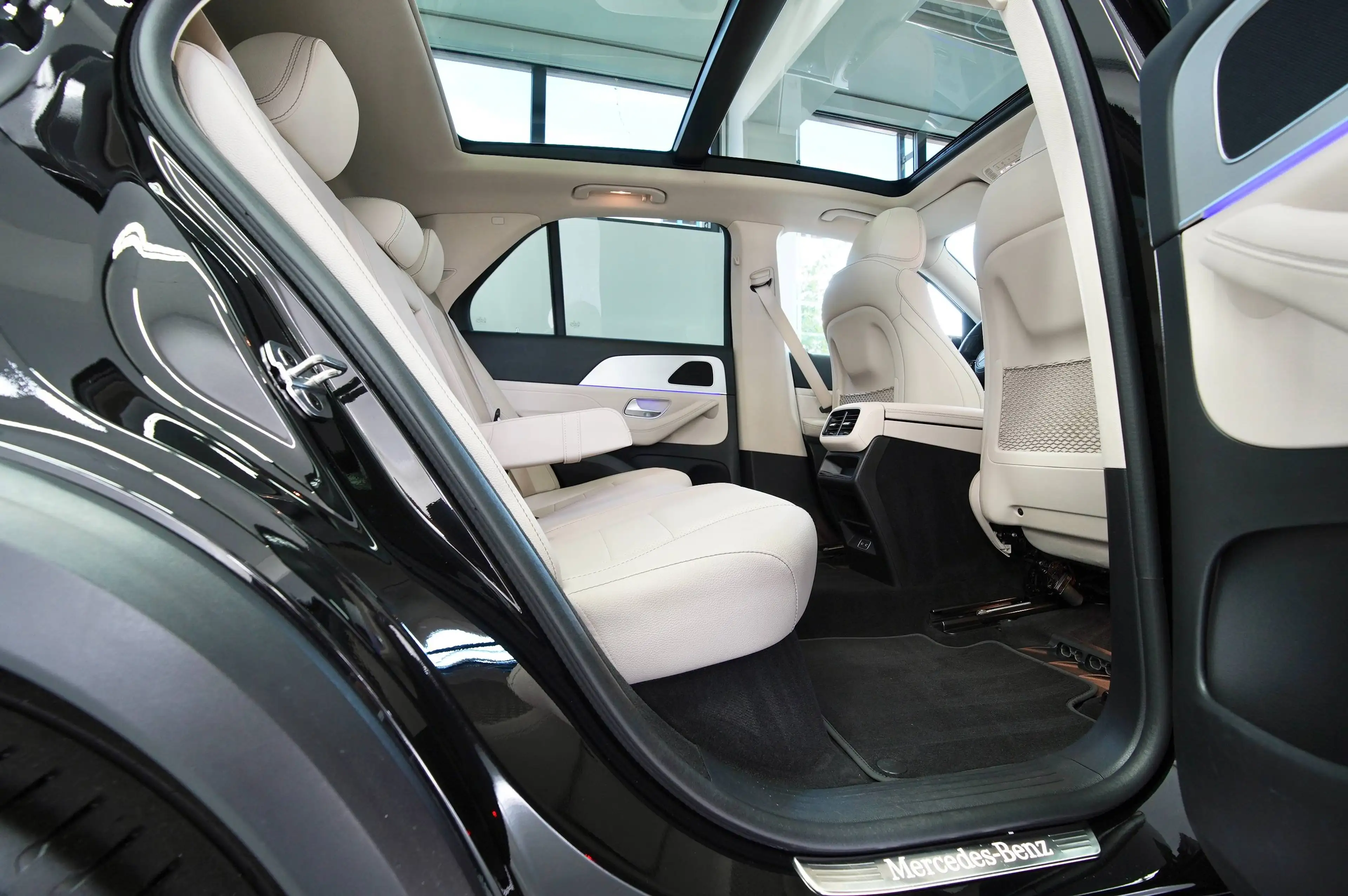 Mercedes-Benz GLE 350 GLE 350 de 4Matic  PLUG IN HYBRID - PANORAMA - STANDHEIZUNG — photo 42