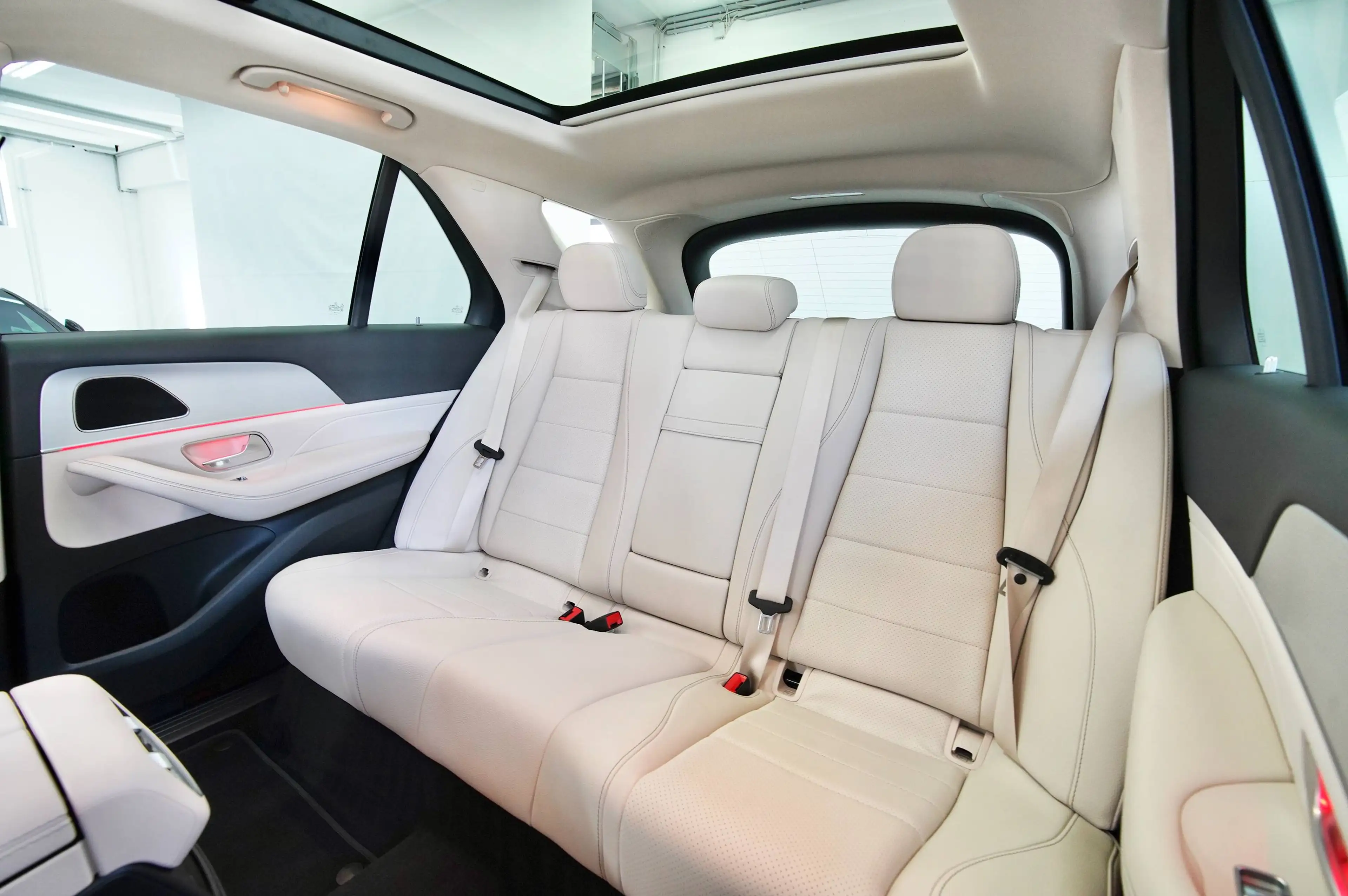 Mercedes-Benz GLE 350 GLE 350 de 4Matic  PLUG IN HYBRID - PANORAMA - STANDHEIZUNG — photo 45