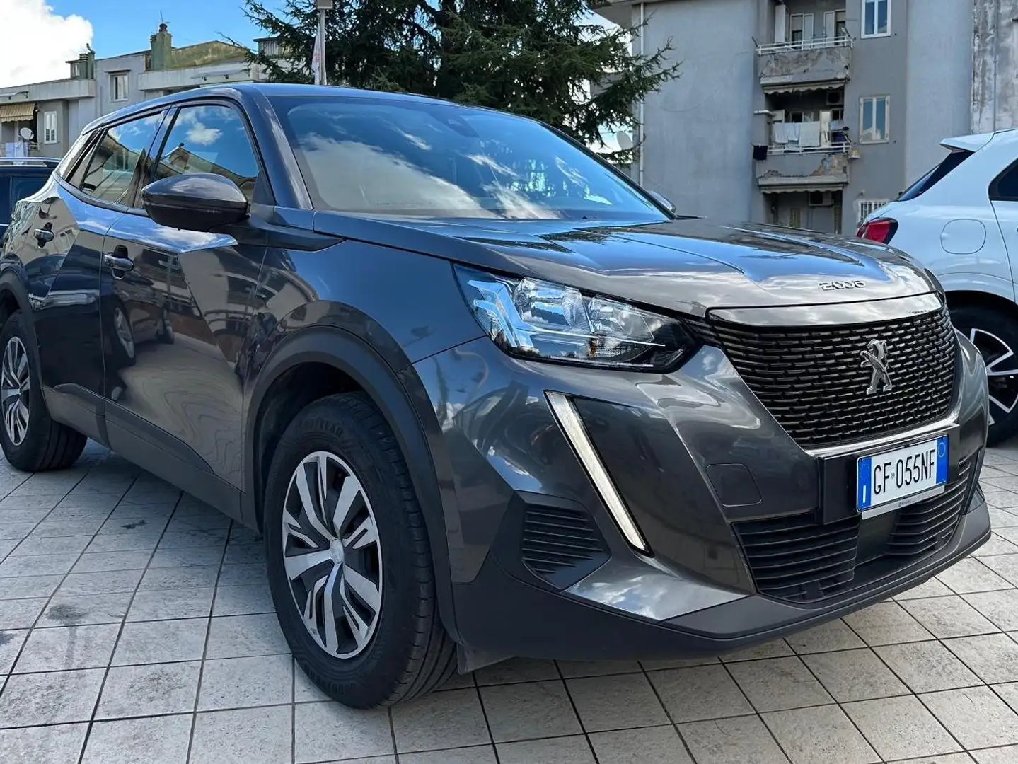 Peugeot 2008 1.5 bluehdi ActivePack UNICO PROPRIET Gris - 1