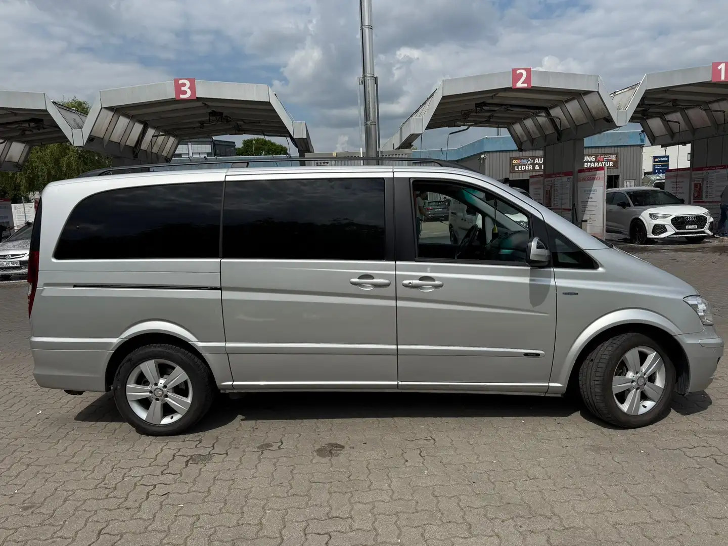Mercedes-Benz Viano 3.0 CDI DPF lang Automatik Trend Серебристый - 2