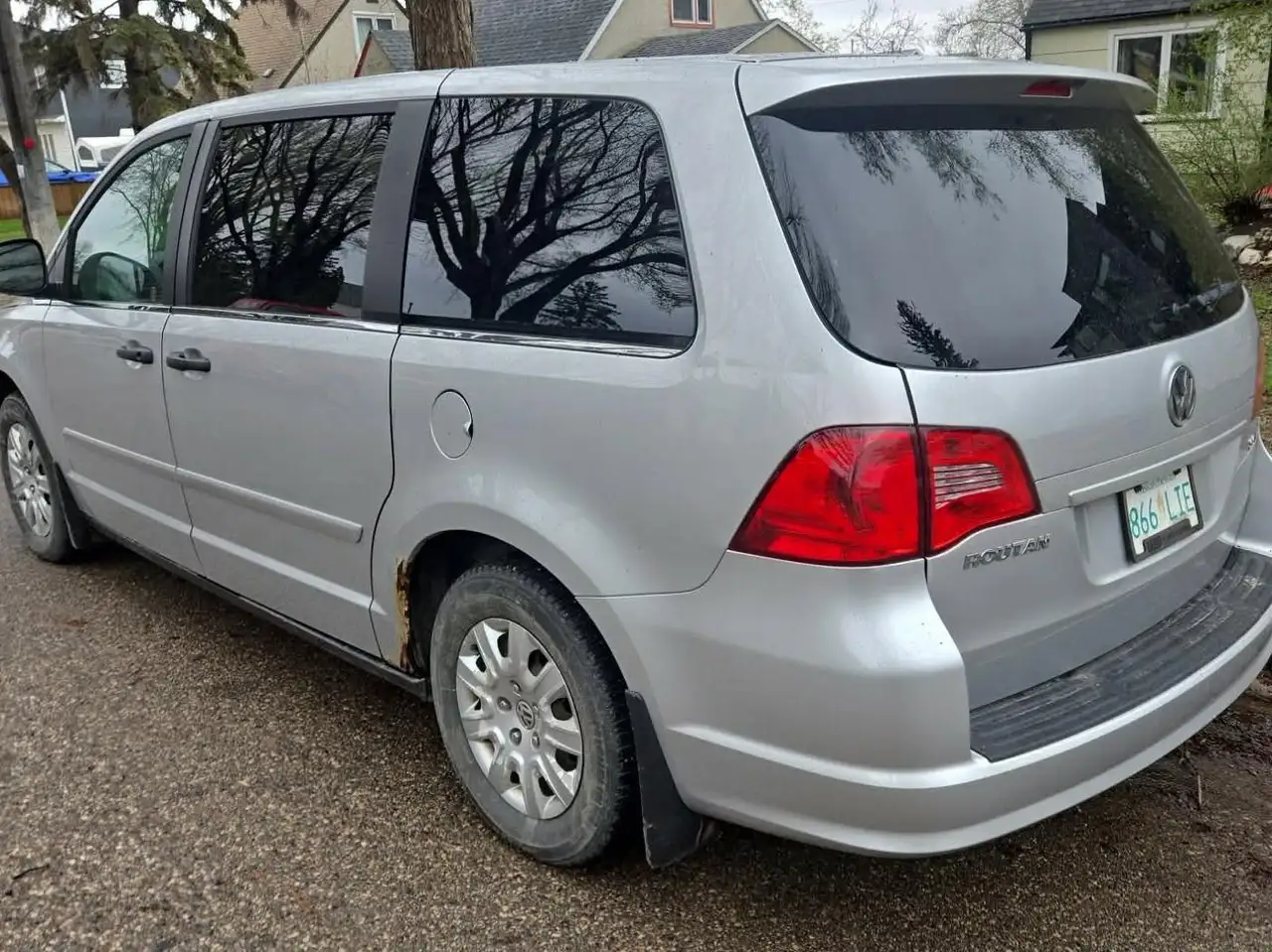 Volkswagen Routan снимка Volkswagen Routan