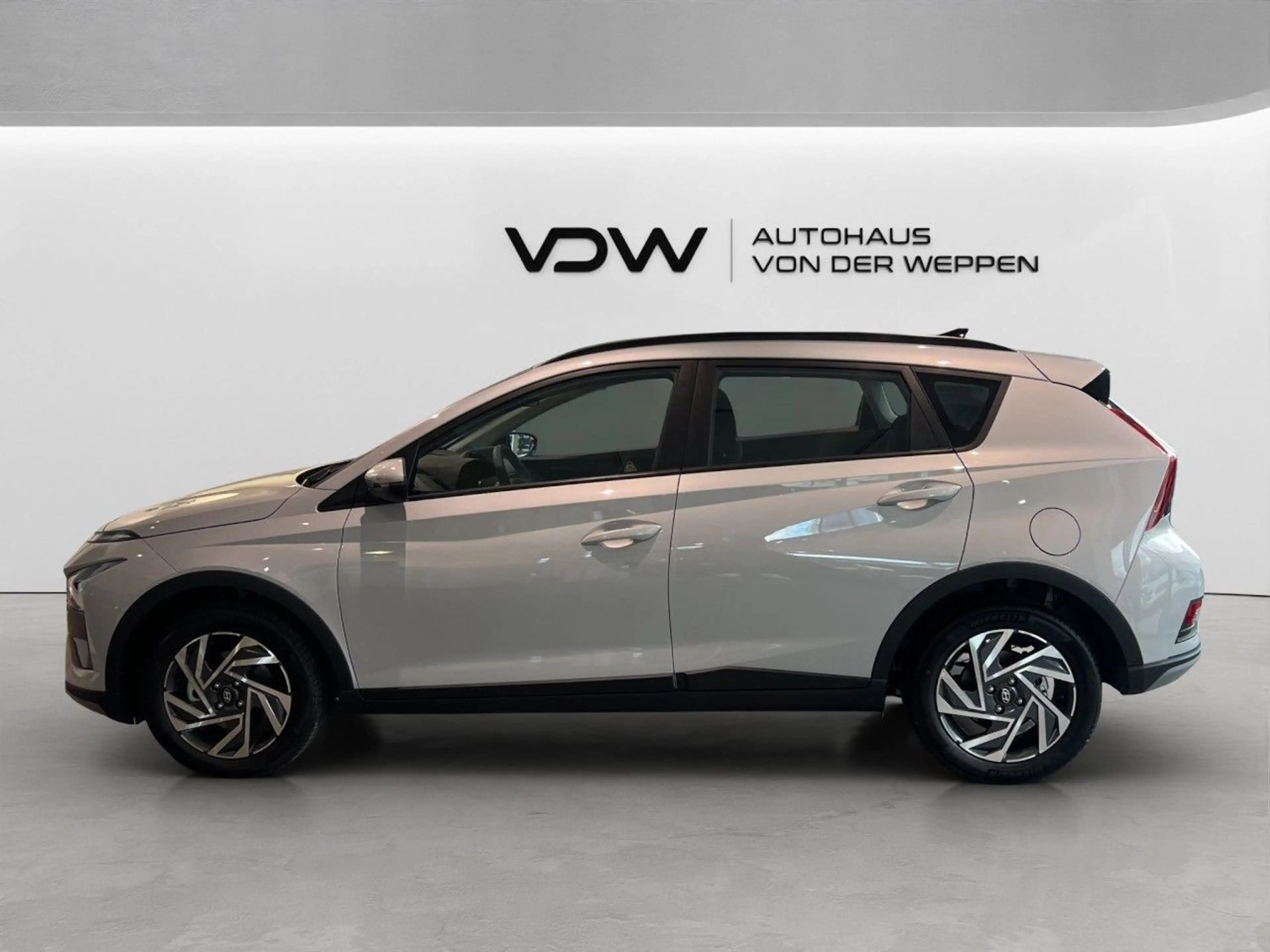Hyundai BAYON TREND MIT NAVI + RUECK-KAMERA + PDC U.V.M! — photo 4