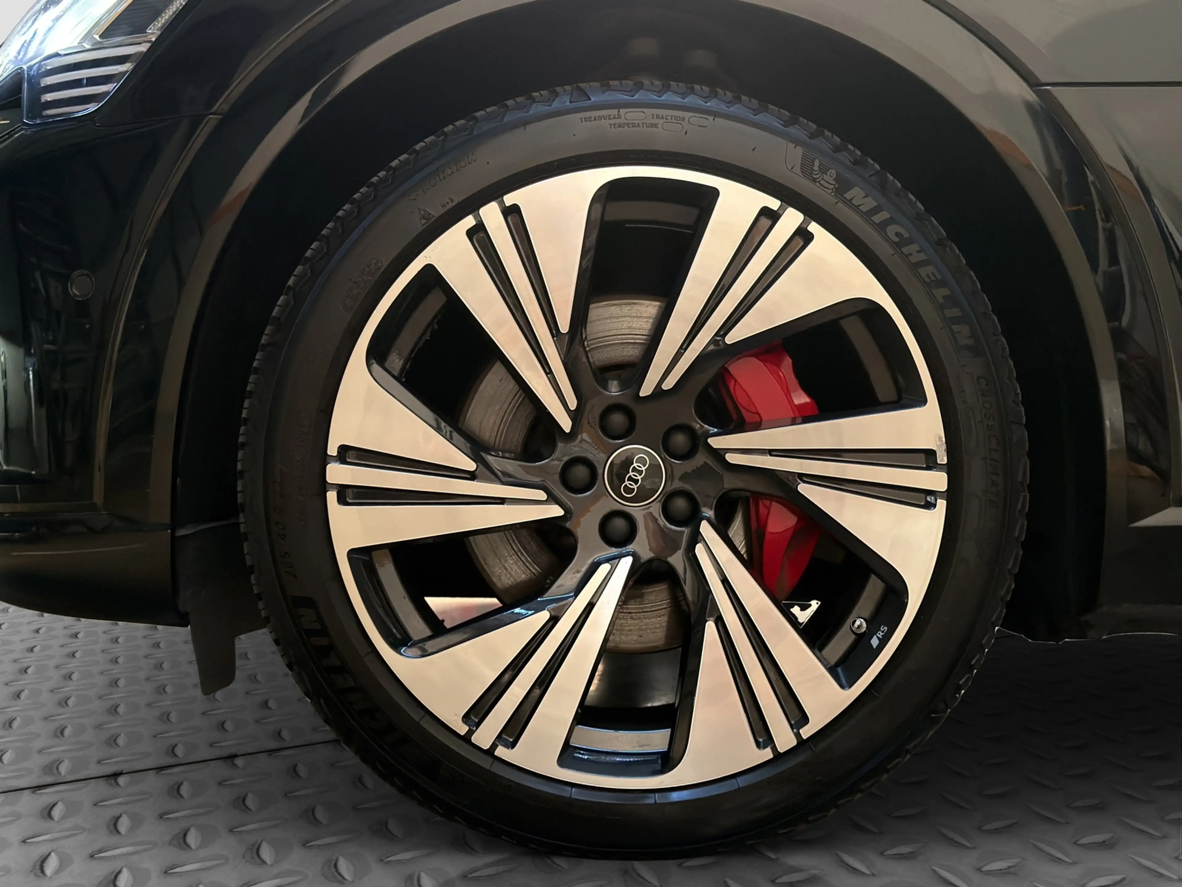 Audi Q8 e-tron 55 quattro S Comp 115 kWh|Pano|B&O|RS Stoelen|360| — photo 7