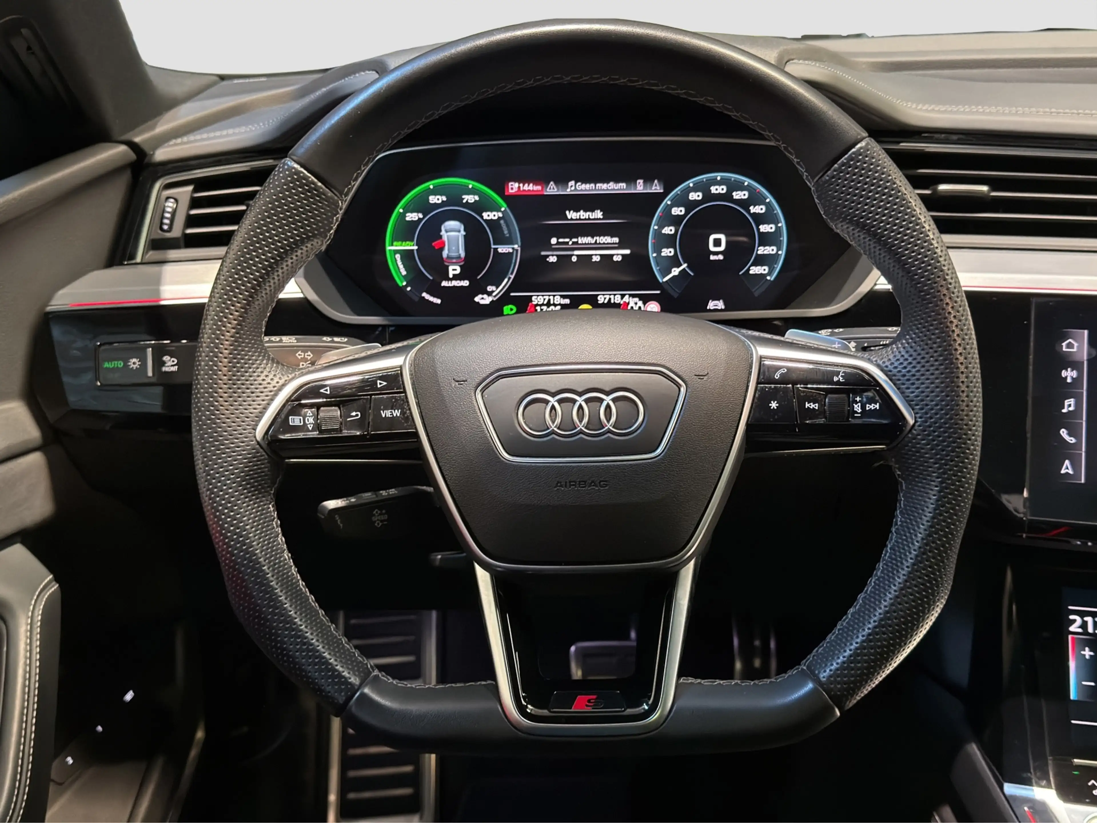Audi Q8 e-tron 55 quattro S Comp 115 kWh|Pano|B&O|RS Stoelen|360| — photo 14