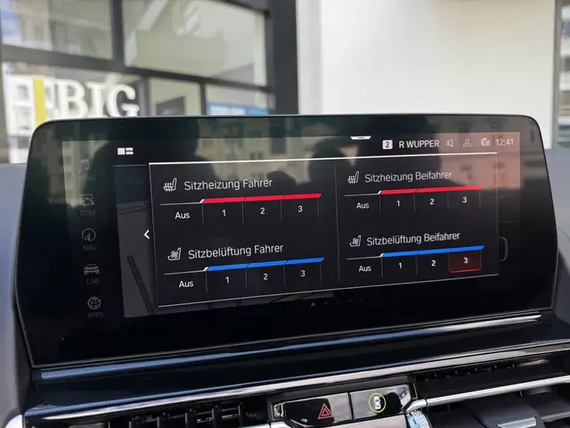 BMW 8 Series view 15