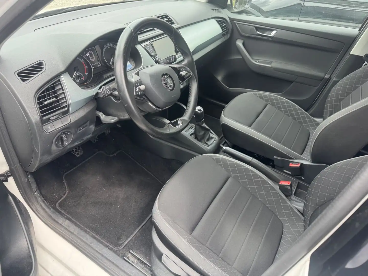 Skoda Fabia Combi Ambition Weiß - 2