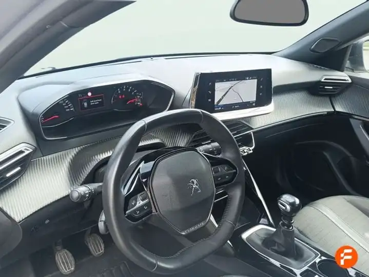 Peugeot 2008 2022, foto 17