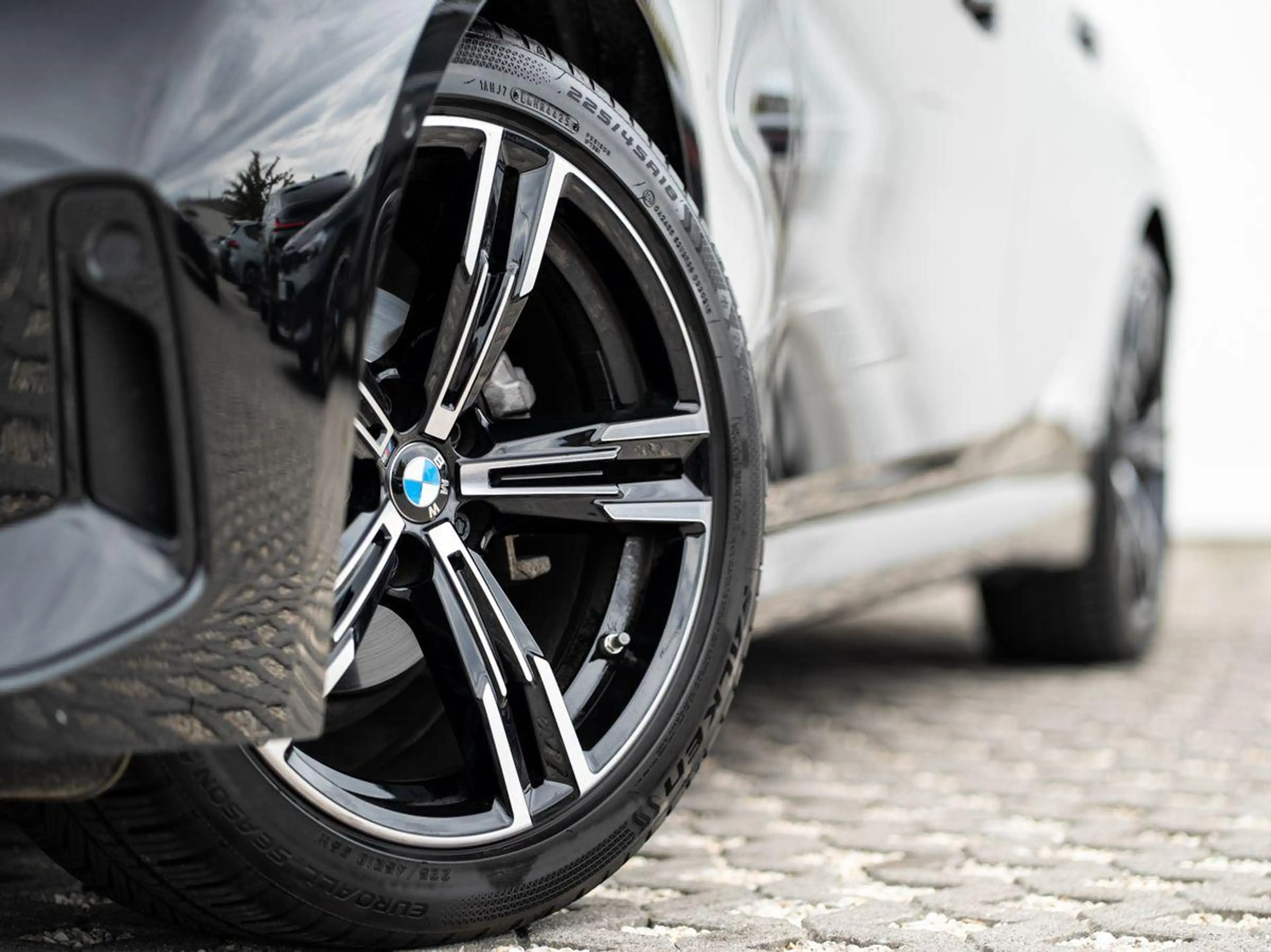 BMW 318 d Tour M-Sport AHK ACC KoZg Wireless S-Glas — photo 6