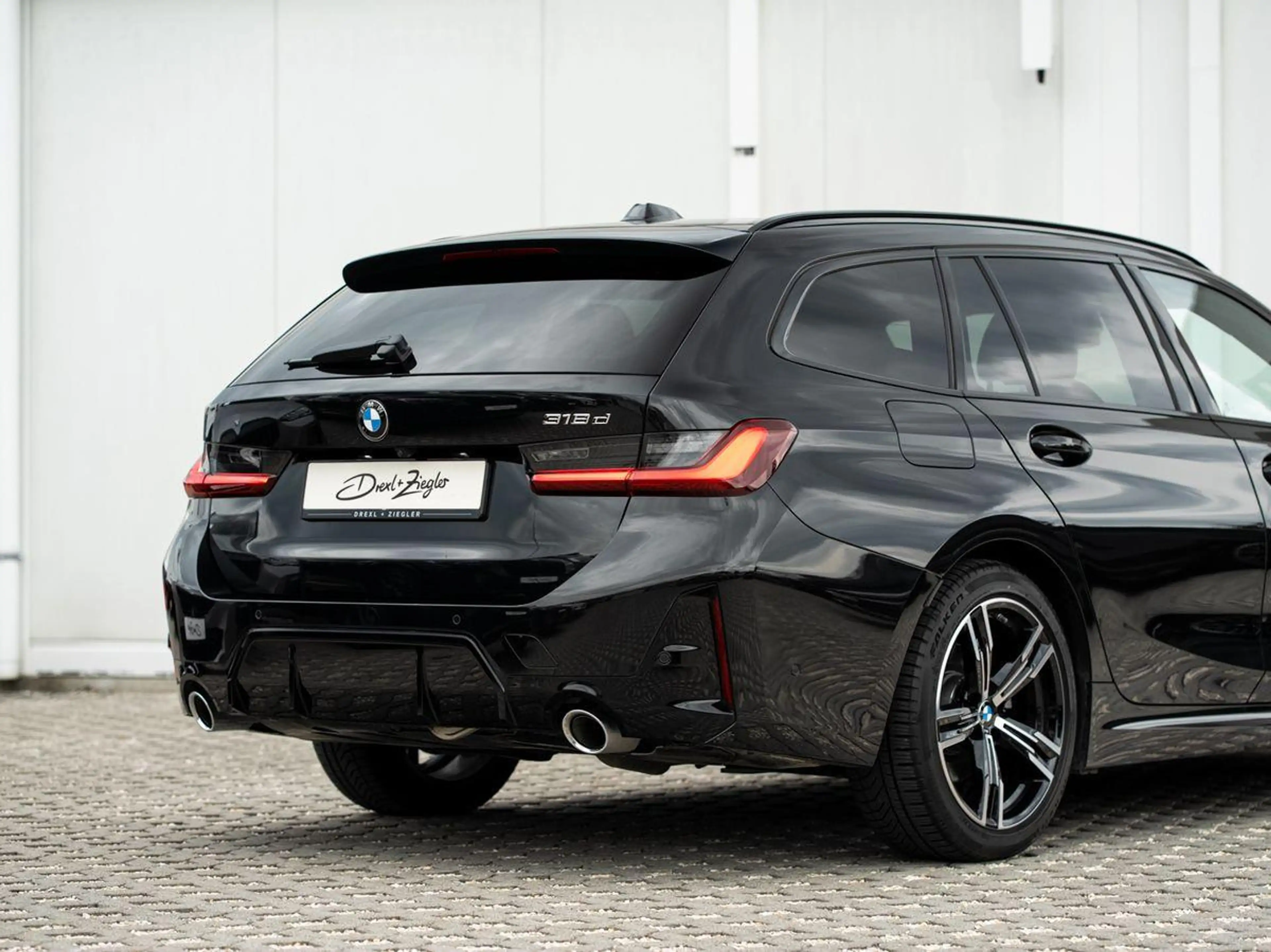 BMW 318 d Tour M-Sport AHK ACC KoZg Wireless S-Glas — photo 12