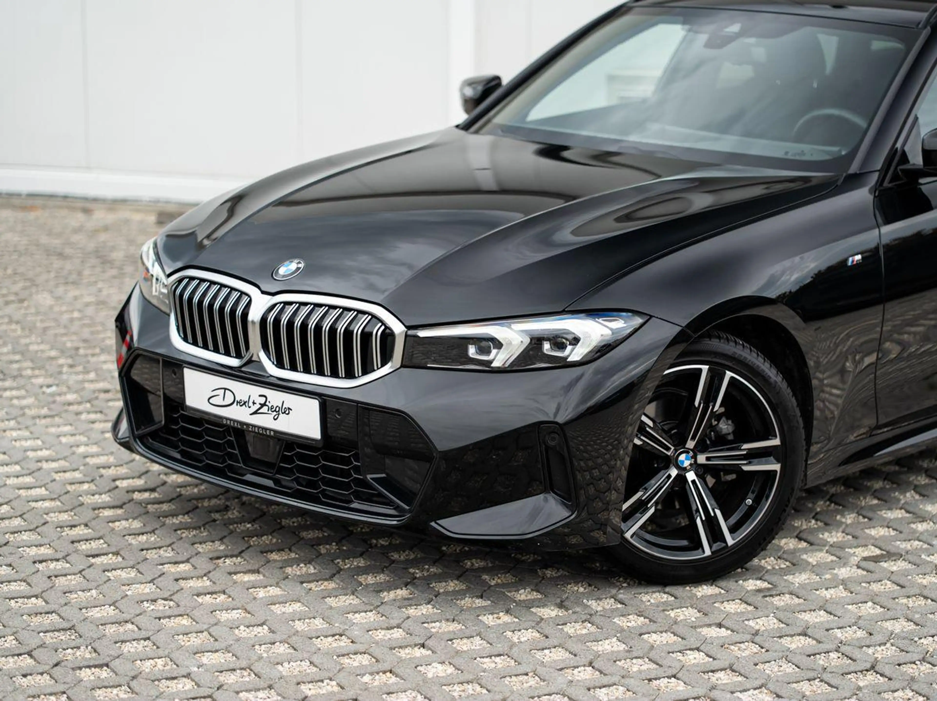 BMW 318 d Tour M-Sport AHK ACC KoZg Wireless S-Glas — photo 5
