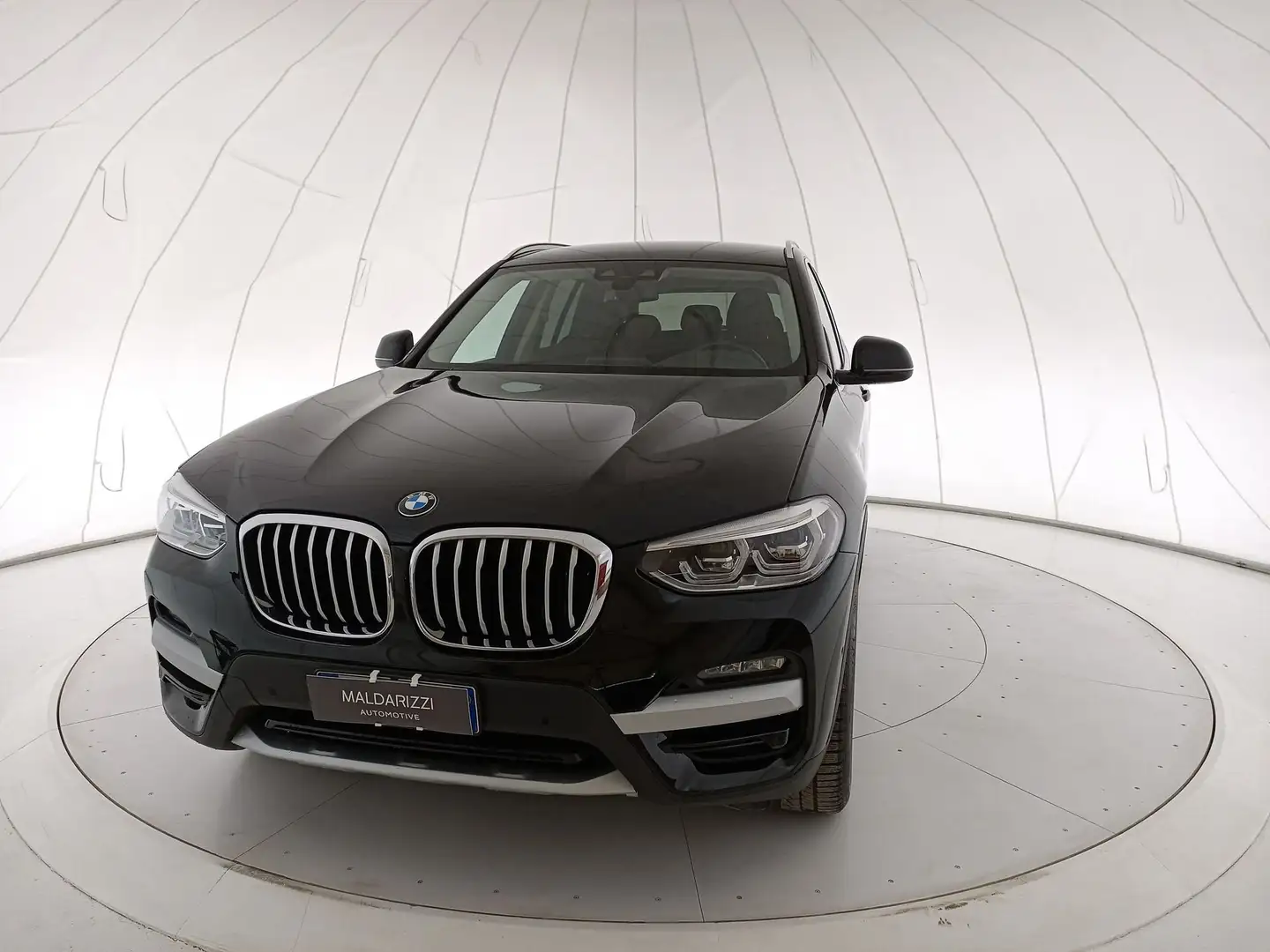 BMW X3 G01 2017 xdrive30e xLine auto Schwarz - 1