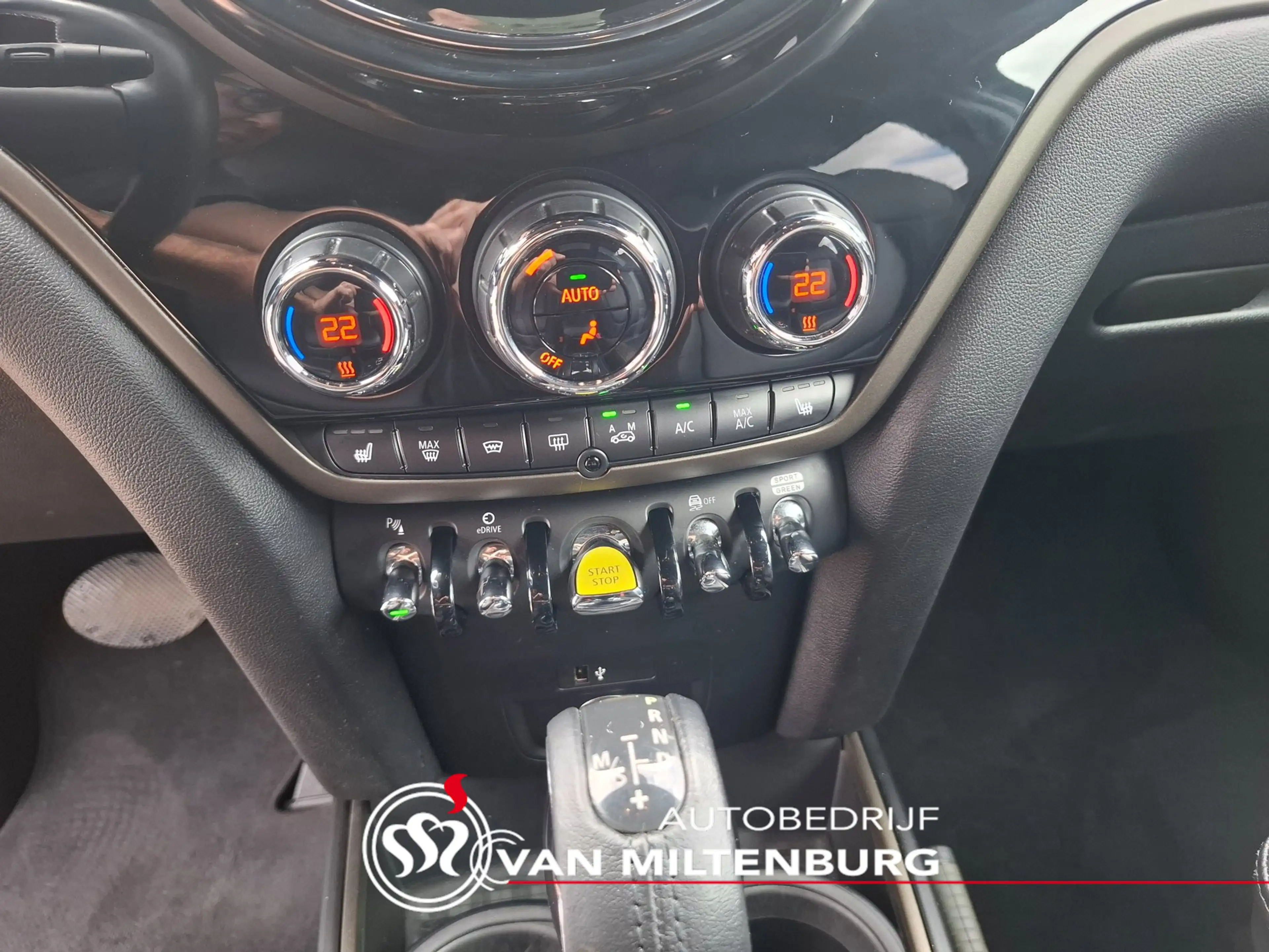 MINI Cooper SE Countryman 1.5 ALL4 Chili Leder Clima Camera Stoelverwarming — photo 11