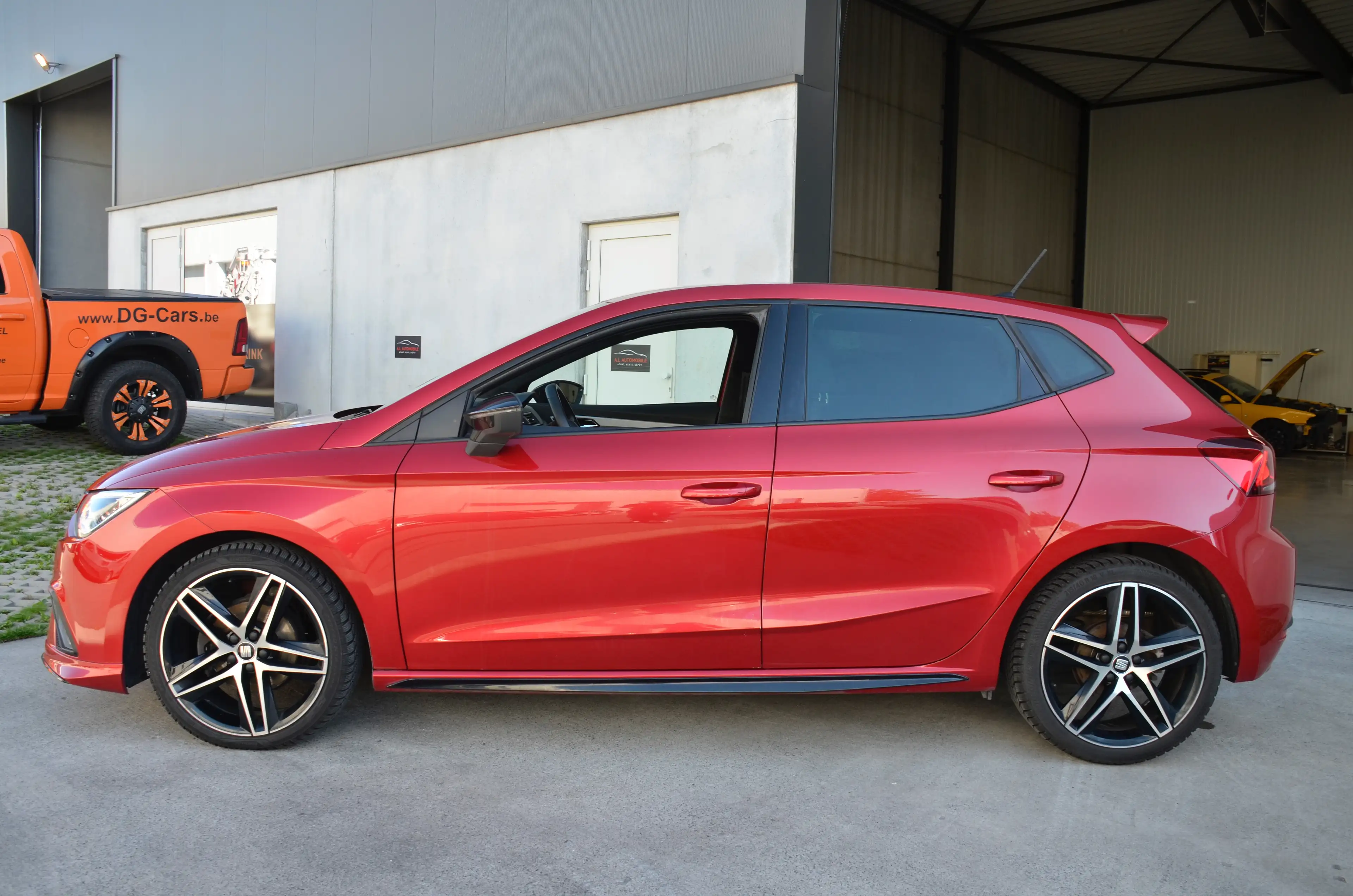 SEAT Ibiza Ibiza 1.0 TSI FR Limited — photo 9