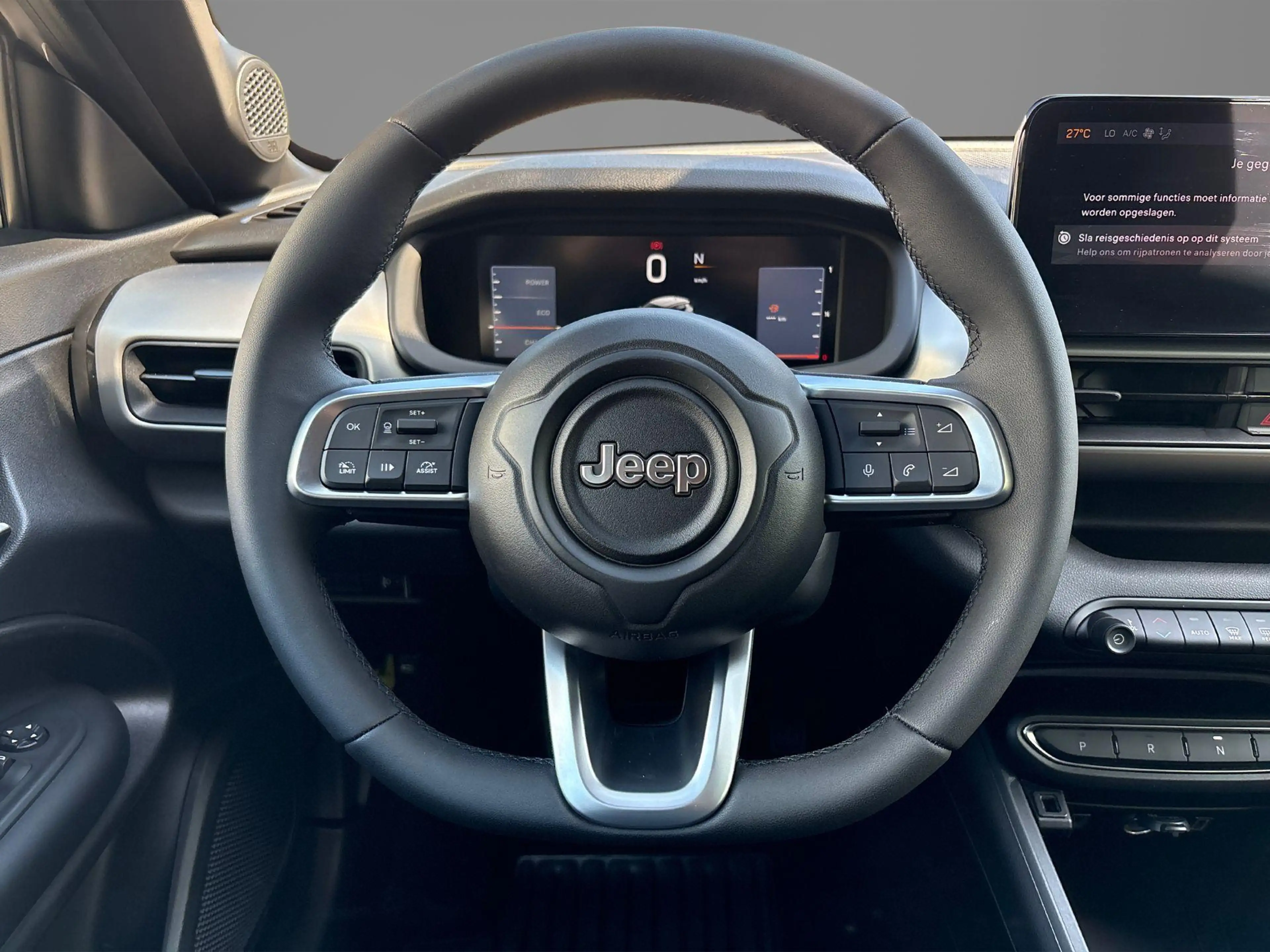 Jeep Avenger 1.2 e-Hybrid Black Edition | Camera | Apple Carpla — photo 10