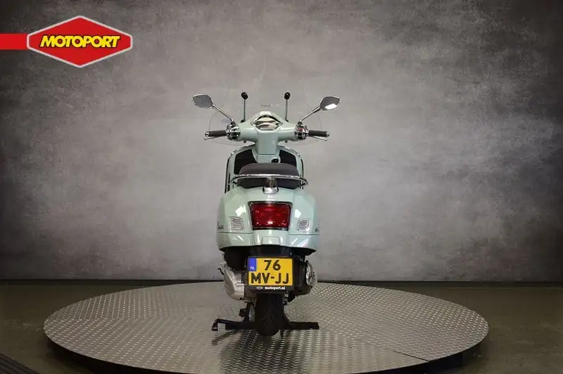 Vespa GTS 300 - foto 7