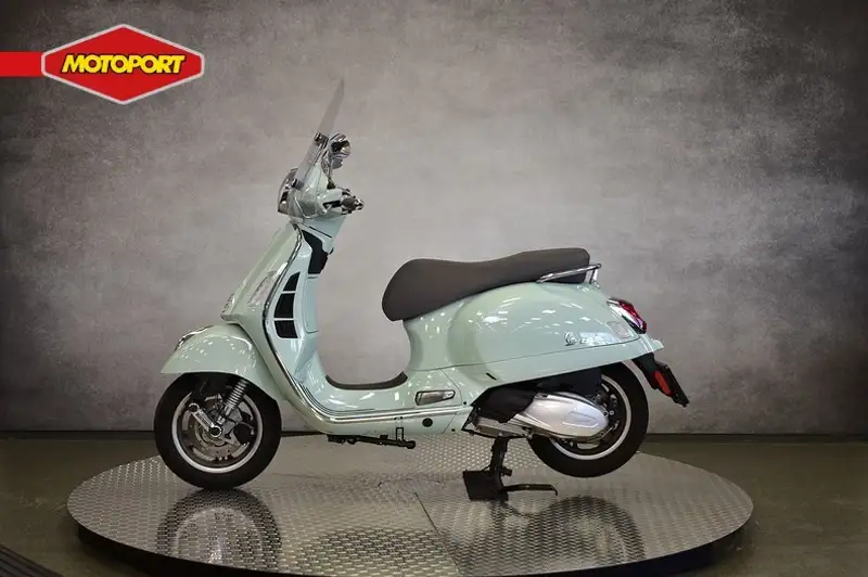 Vespa GTS 300 - foto 5