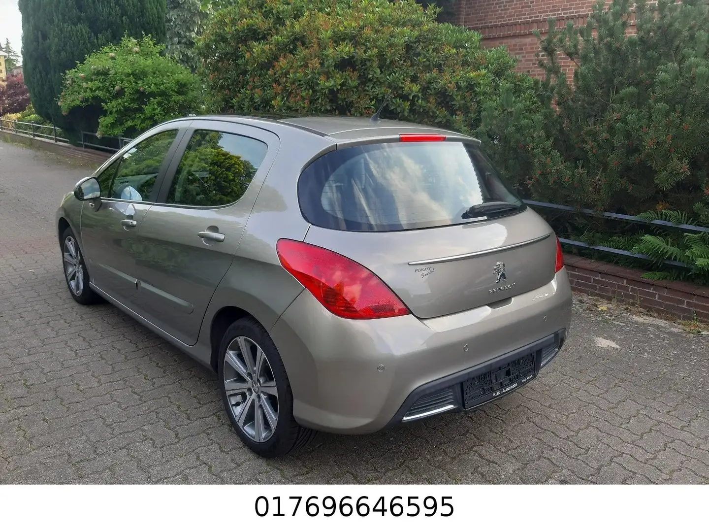 Peugeot 308 Allure 155 THP Automatik Braun - 2