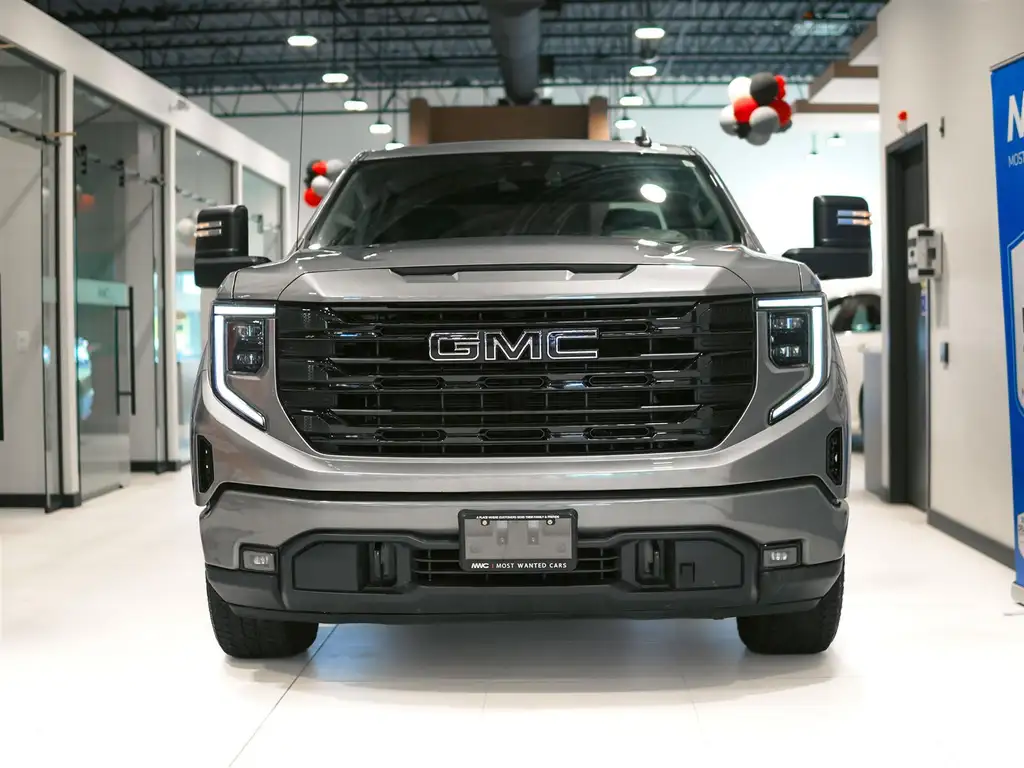 2024 GMC Sierra 1500 ELEVATION photo 3