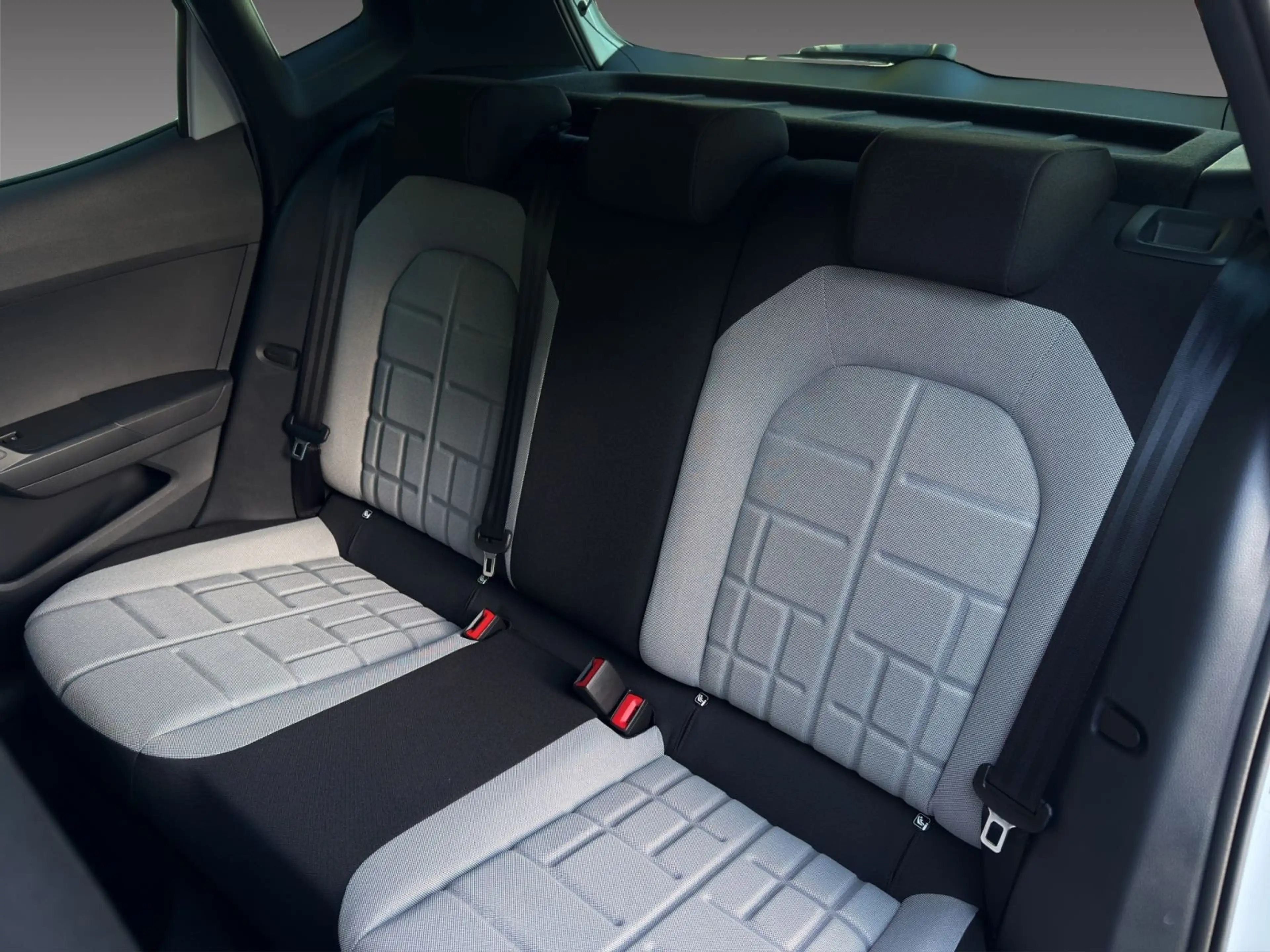 SEAT Arona FR 1.0TSI LED Soundystem — photo 13