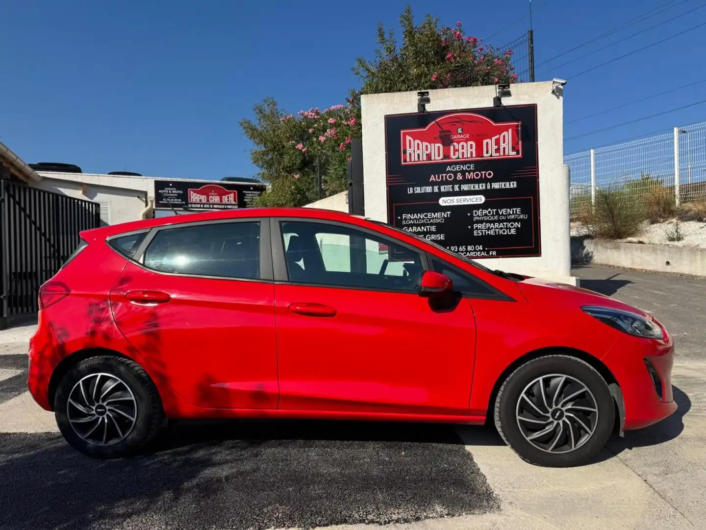 Ford Fiesta Fiesta 1.0 EcoBoost - 100 2017 BERLINE Trend PHASE 1 Rot - 2