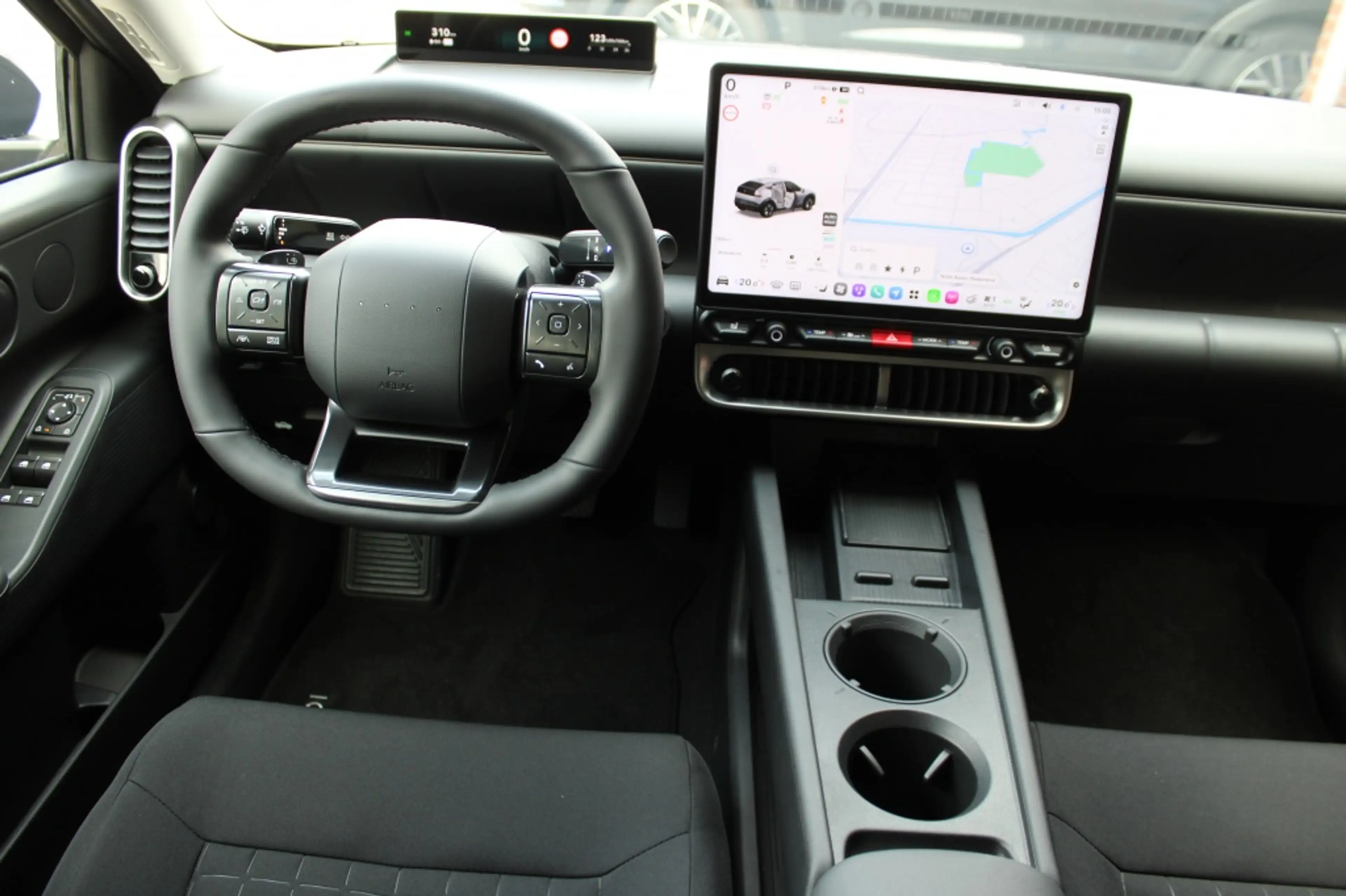 Hyundai IONIQ 3 Vision 61 kWh | PLEOS Connect | Warmtepomp | Groot — photo 4