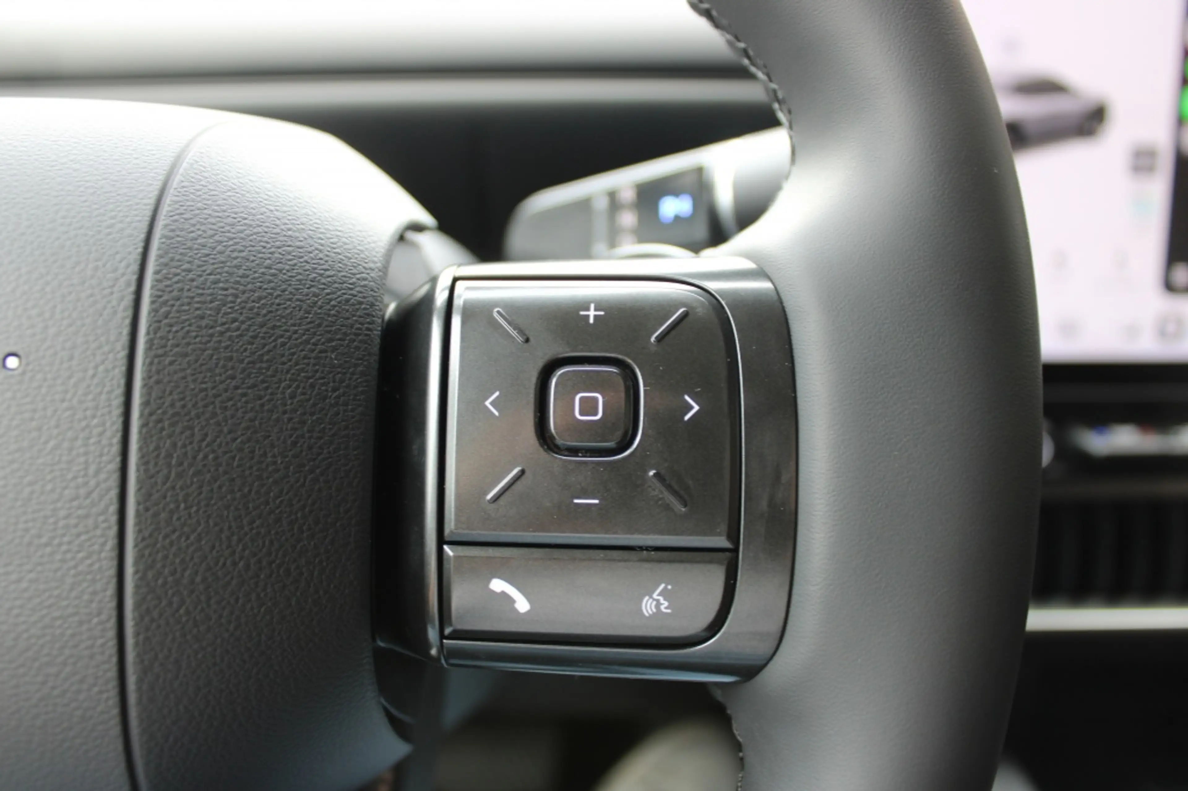 Hyundai IONIQ 3 Vision 61 kWh | PLEOS Connect | Warmtepomp | Groot — photo 18